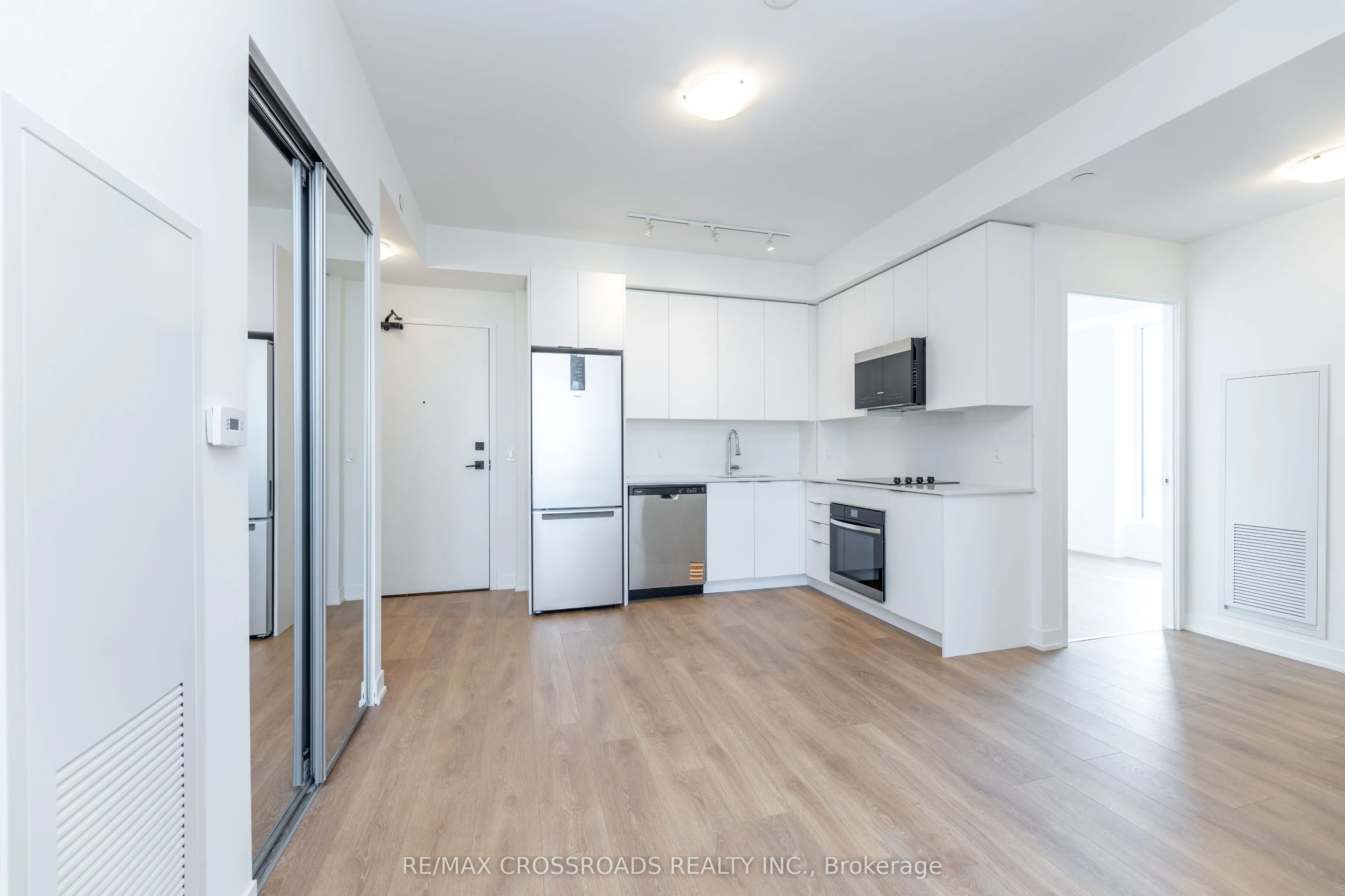 498 Caldari Road, #2324