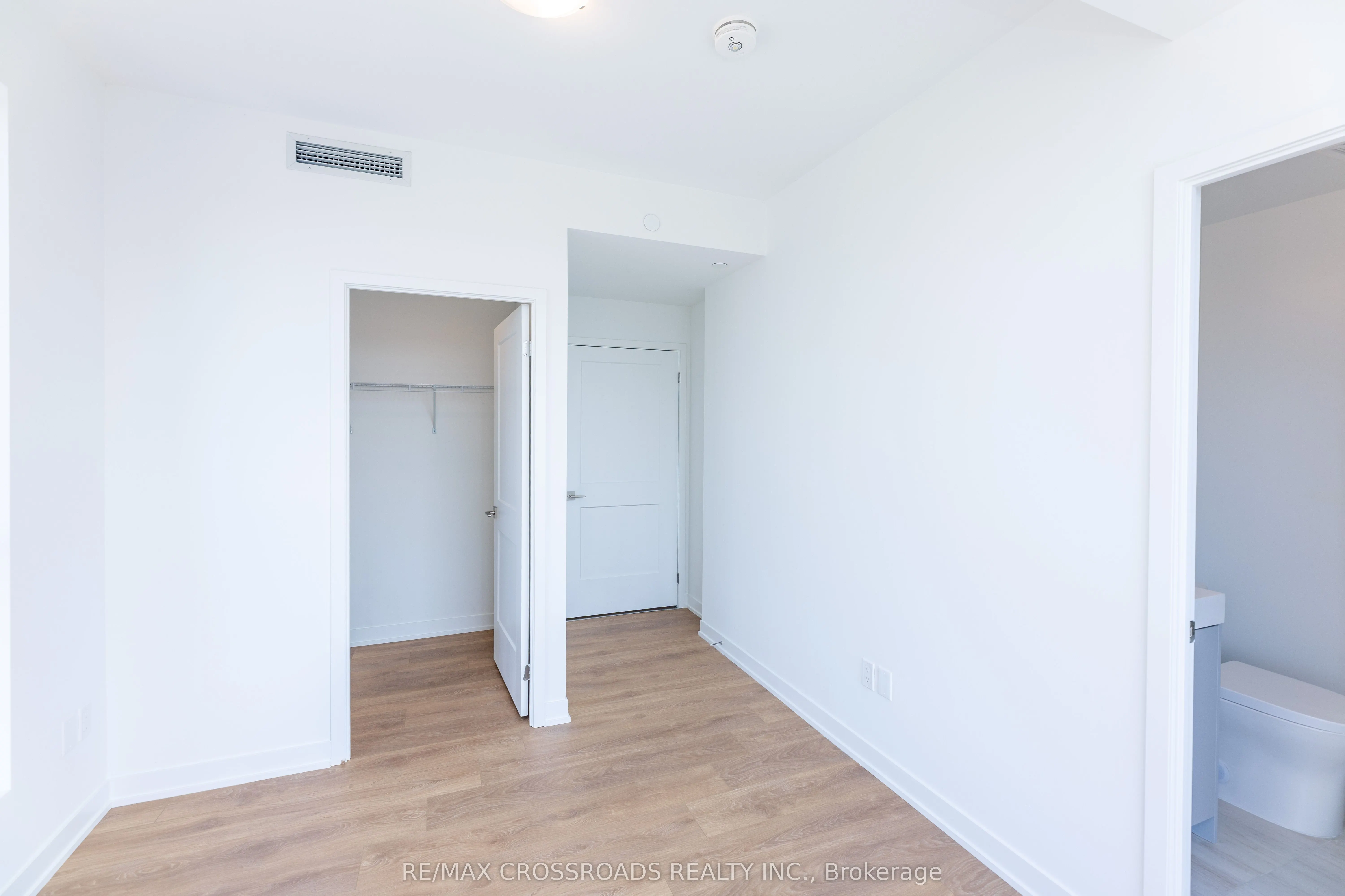 498 Caldari Road, #2324