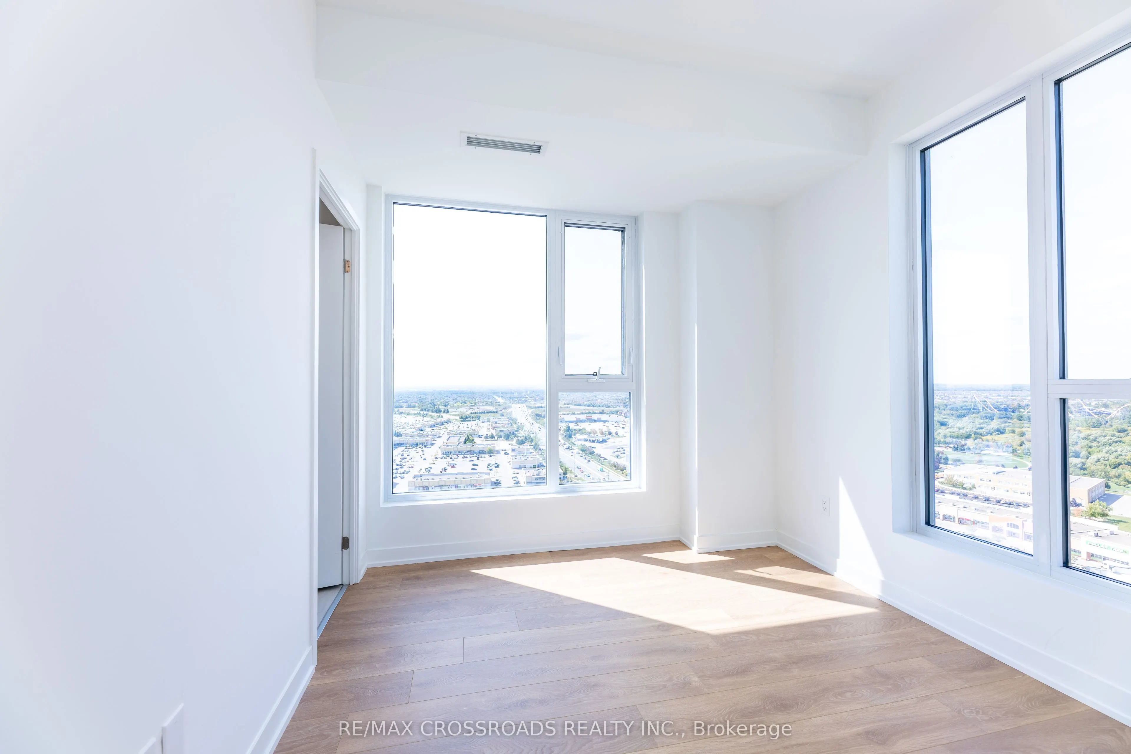 498 Caldari Road, #2324