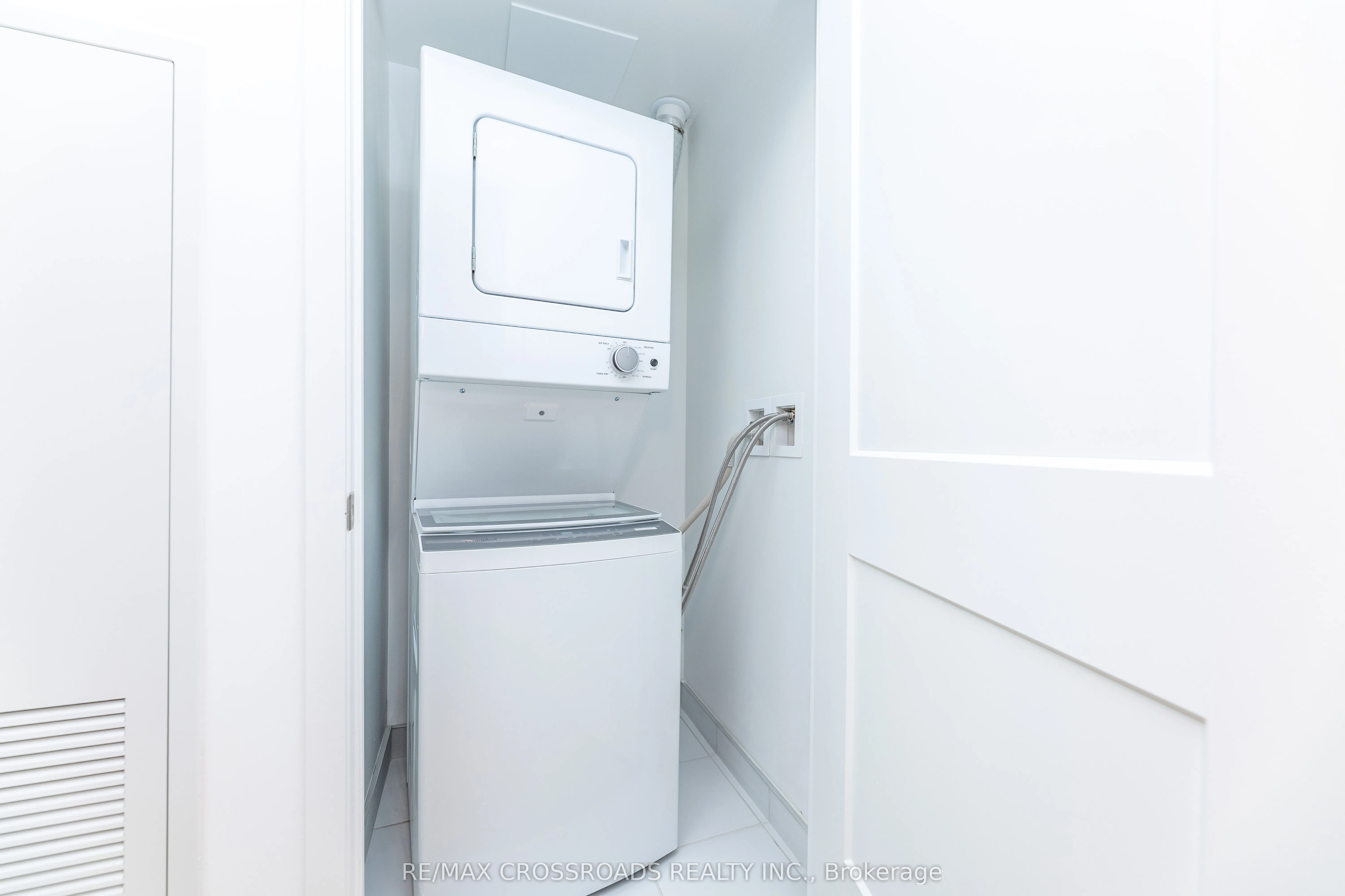 498 Caldari Road, #2324