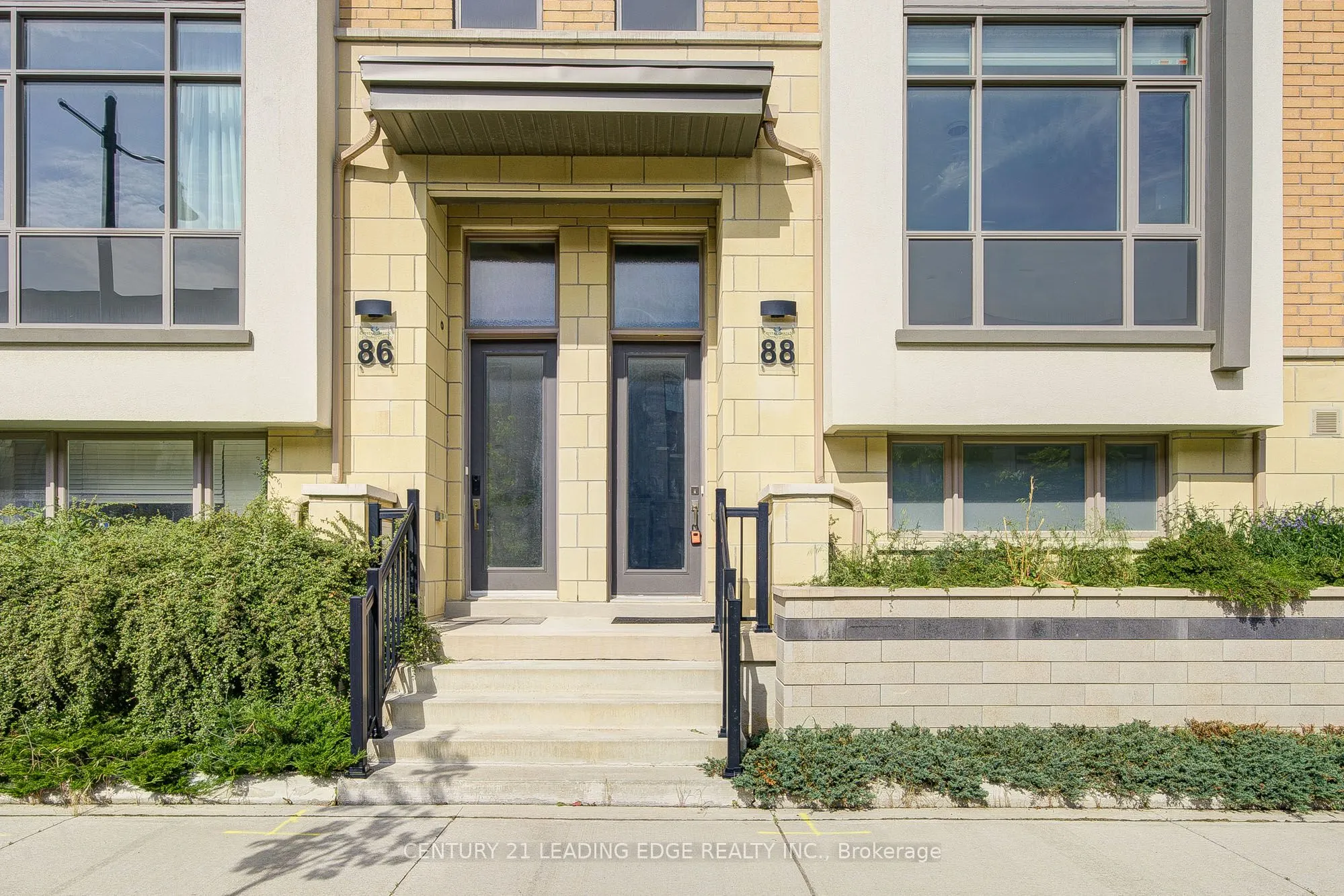 88 William Saville Street