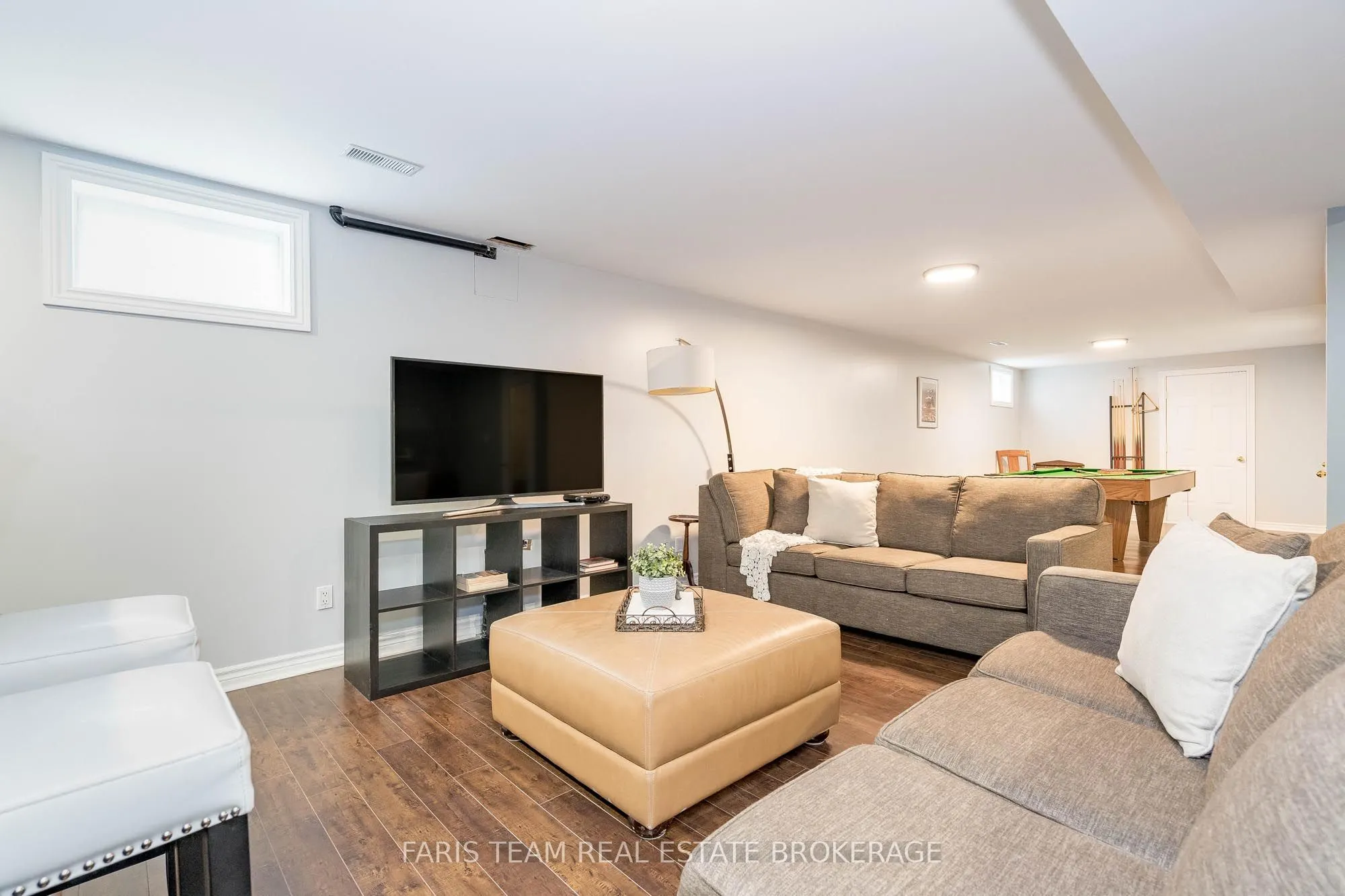 2 Forest Edge Crescent