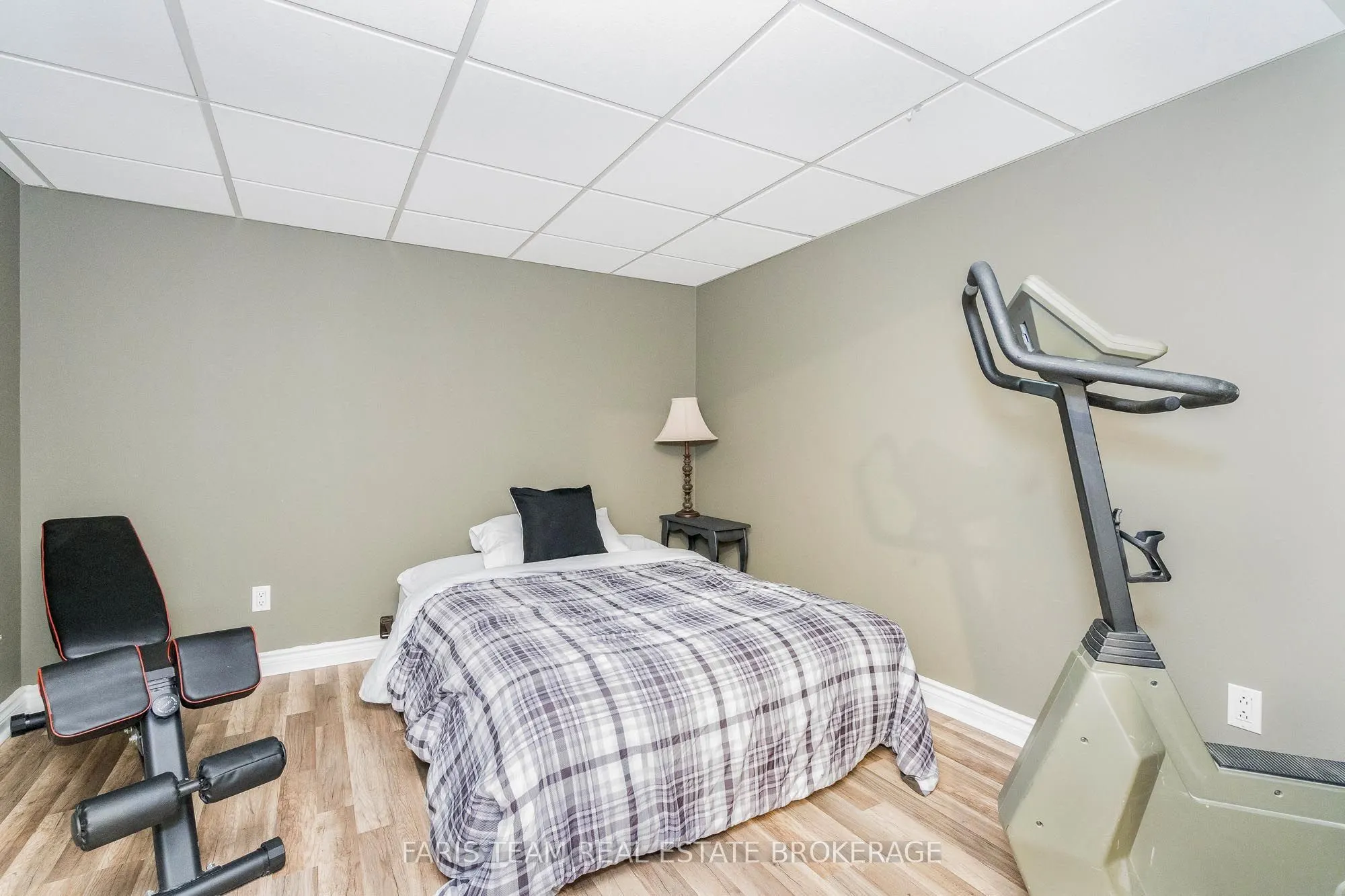 2 Forest Edge Crescent