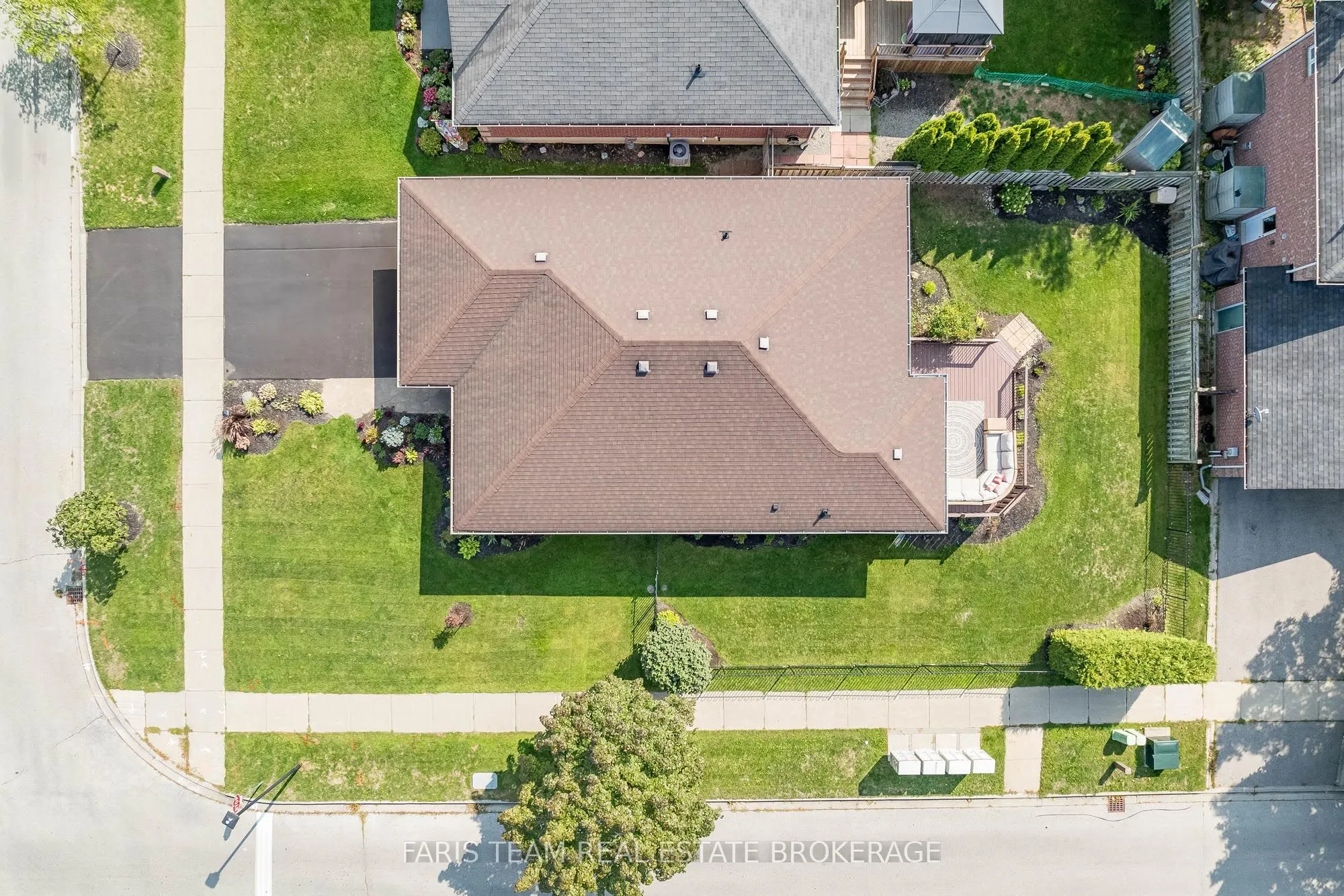 2 Forest Edge Crescent