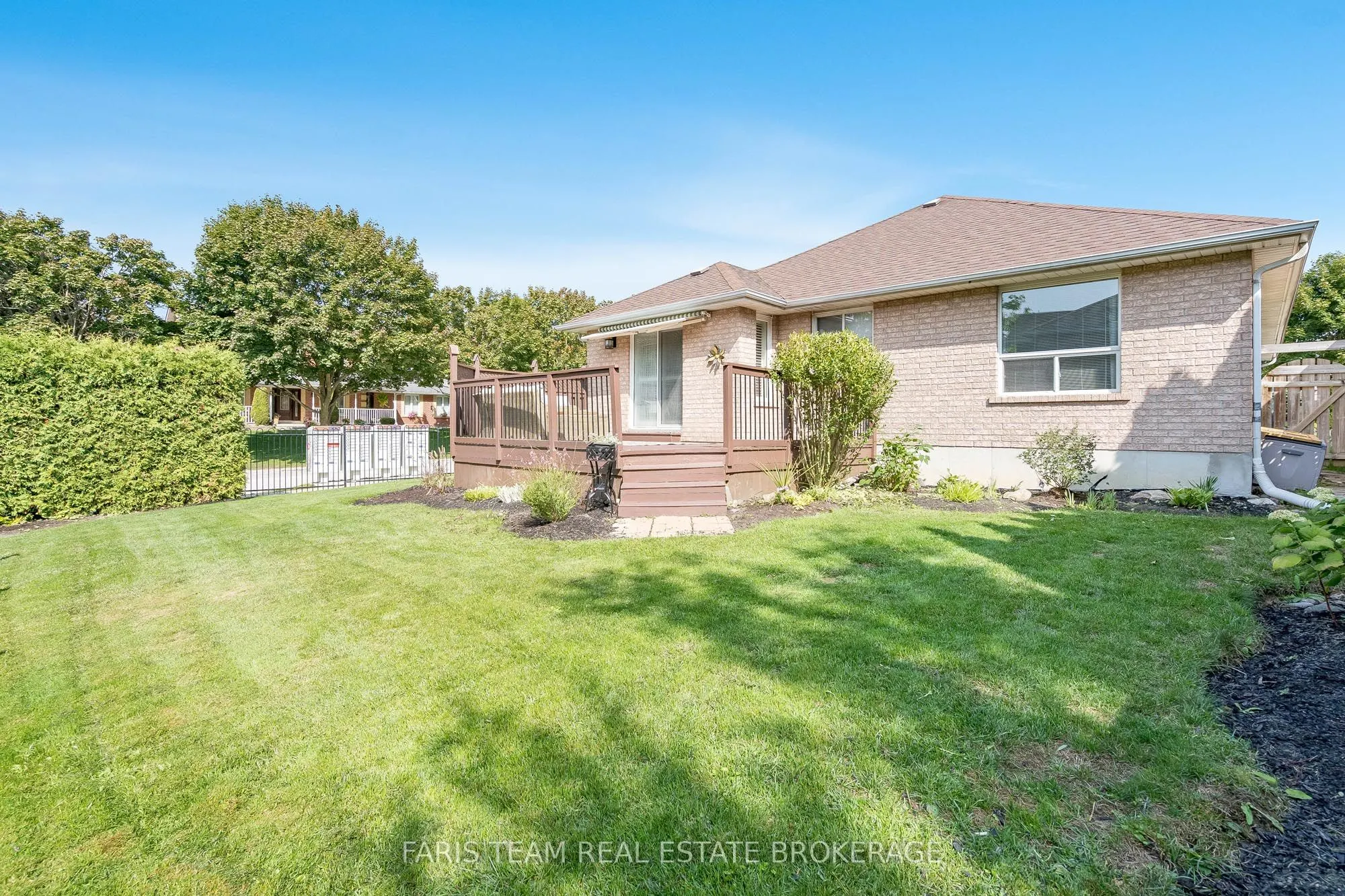 2 Forest Edge Crescent