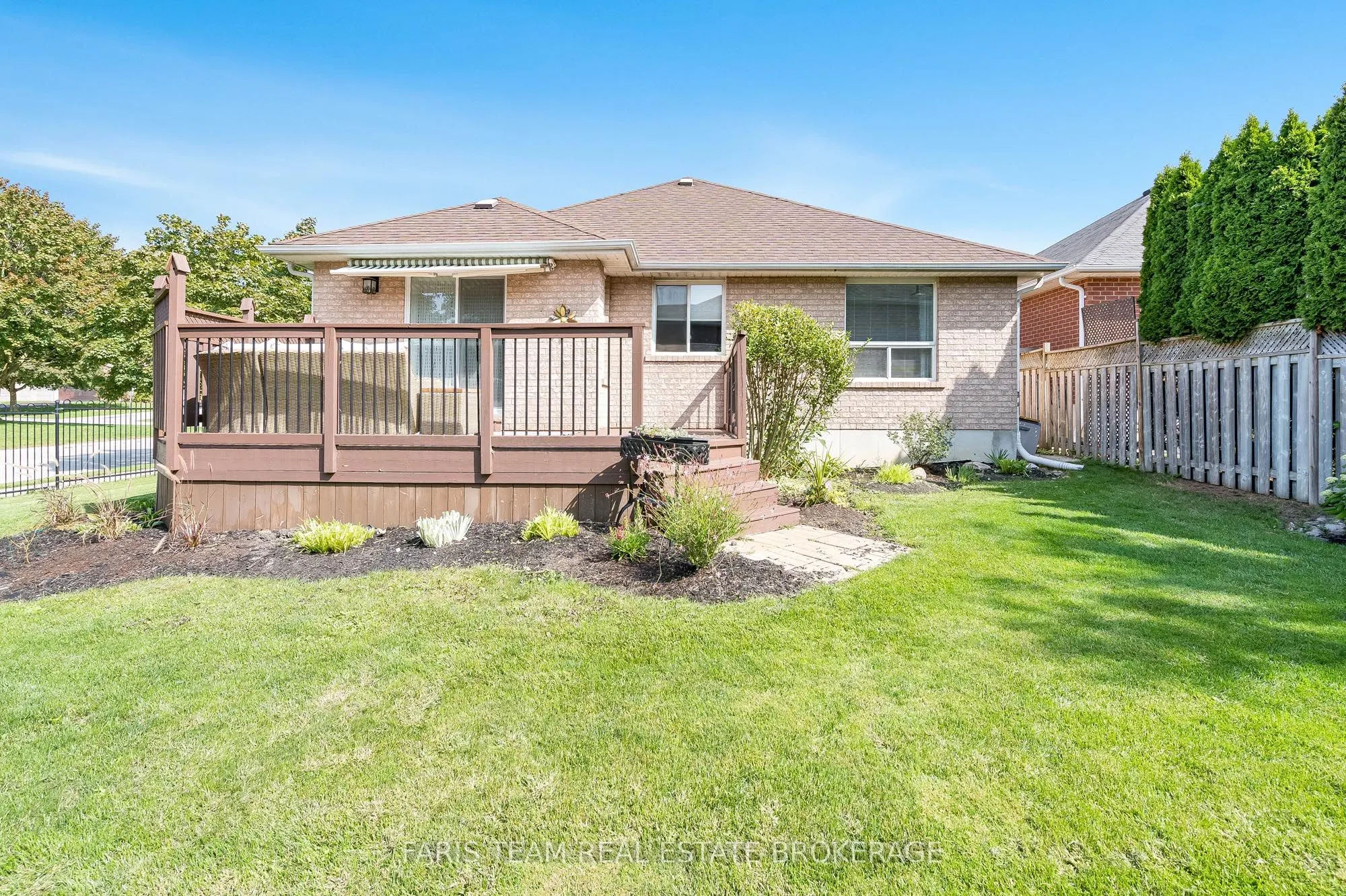 2 Forest Edge Crescent