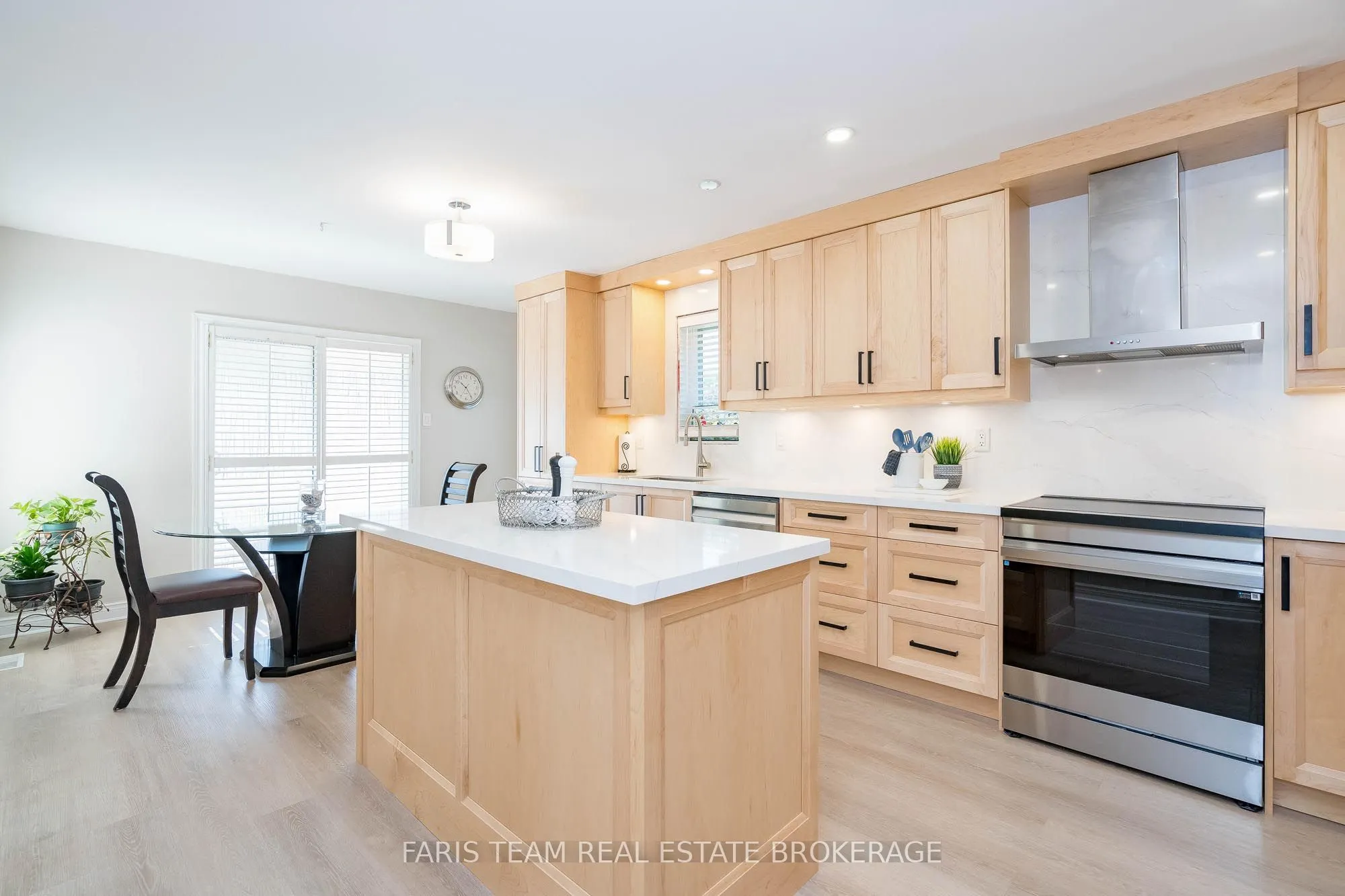2 Forest Edge Crescent