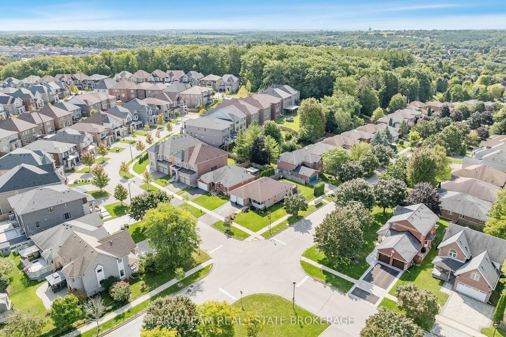 2 Forest Edge Crescent