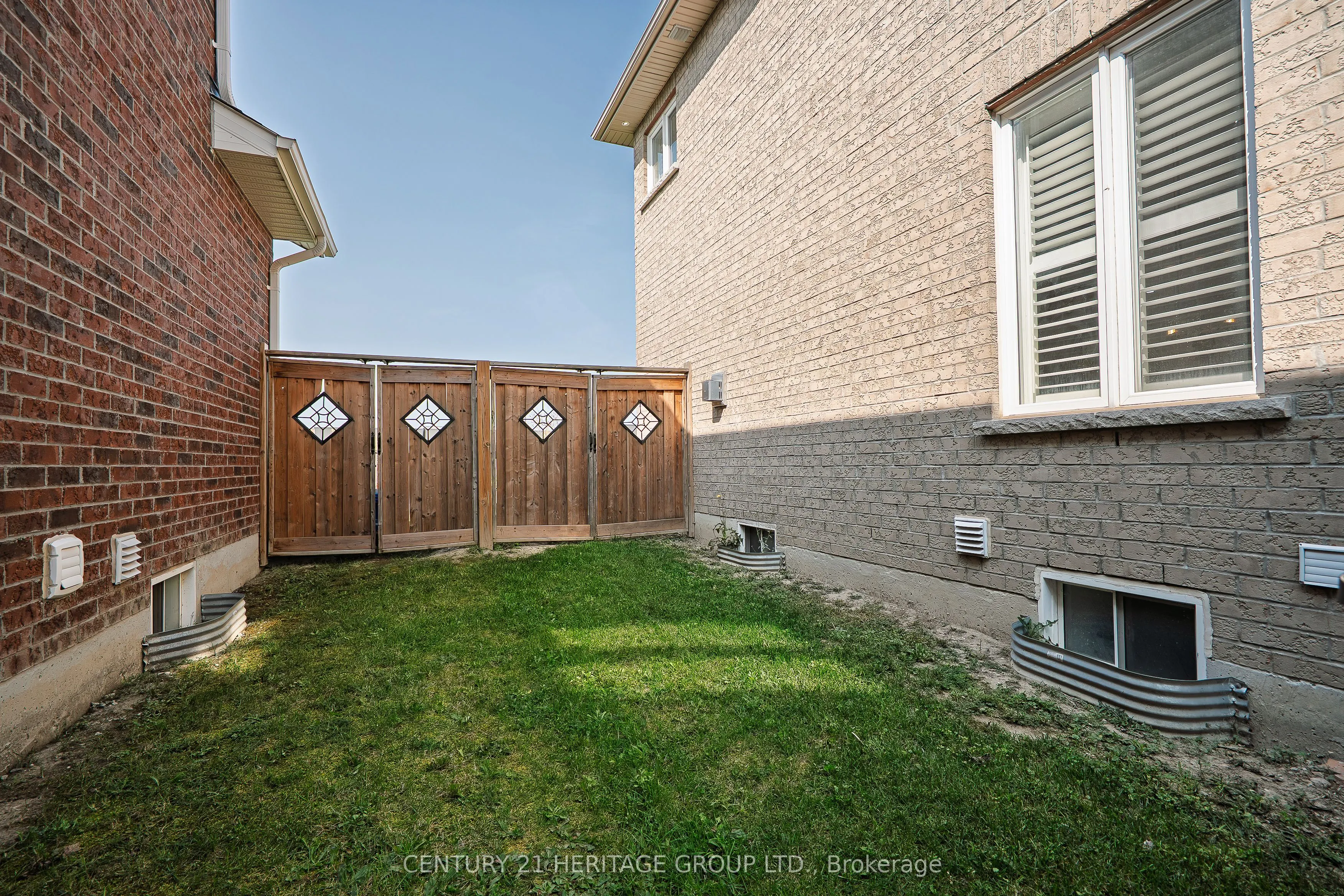 89 Sutherland Avenue
