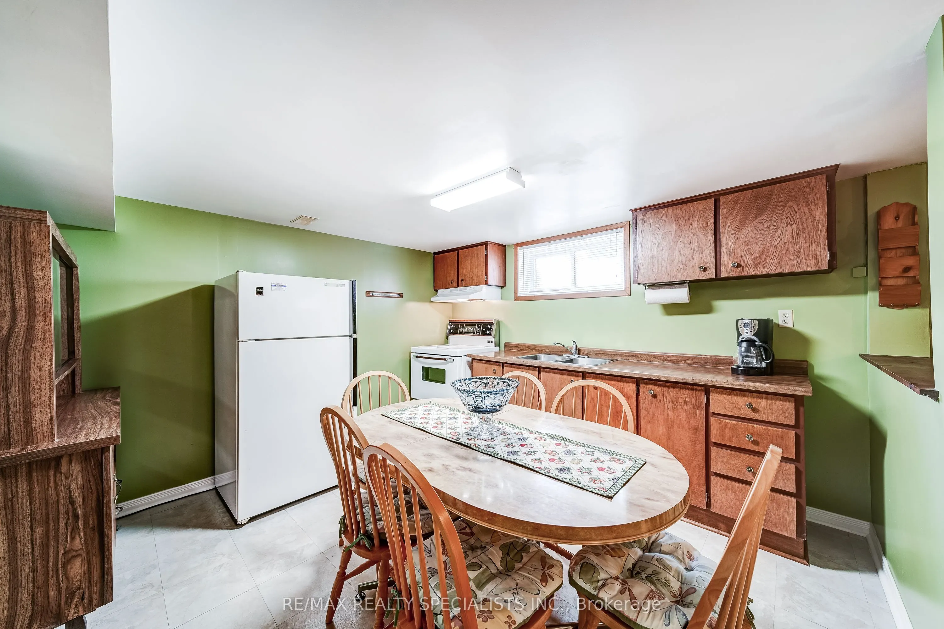 141 Zima Crescent