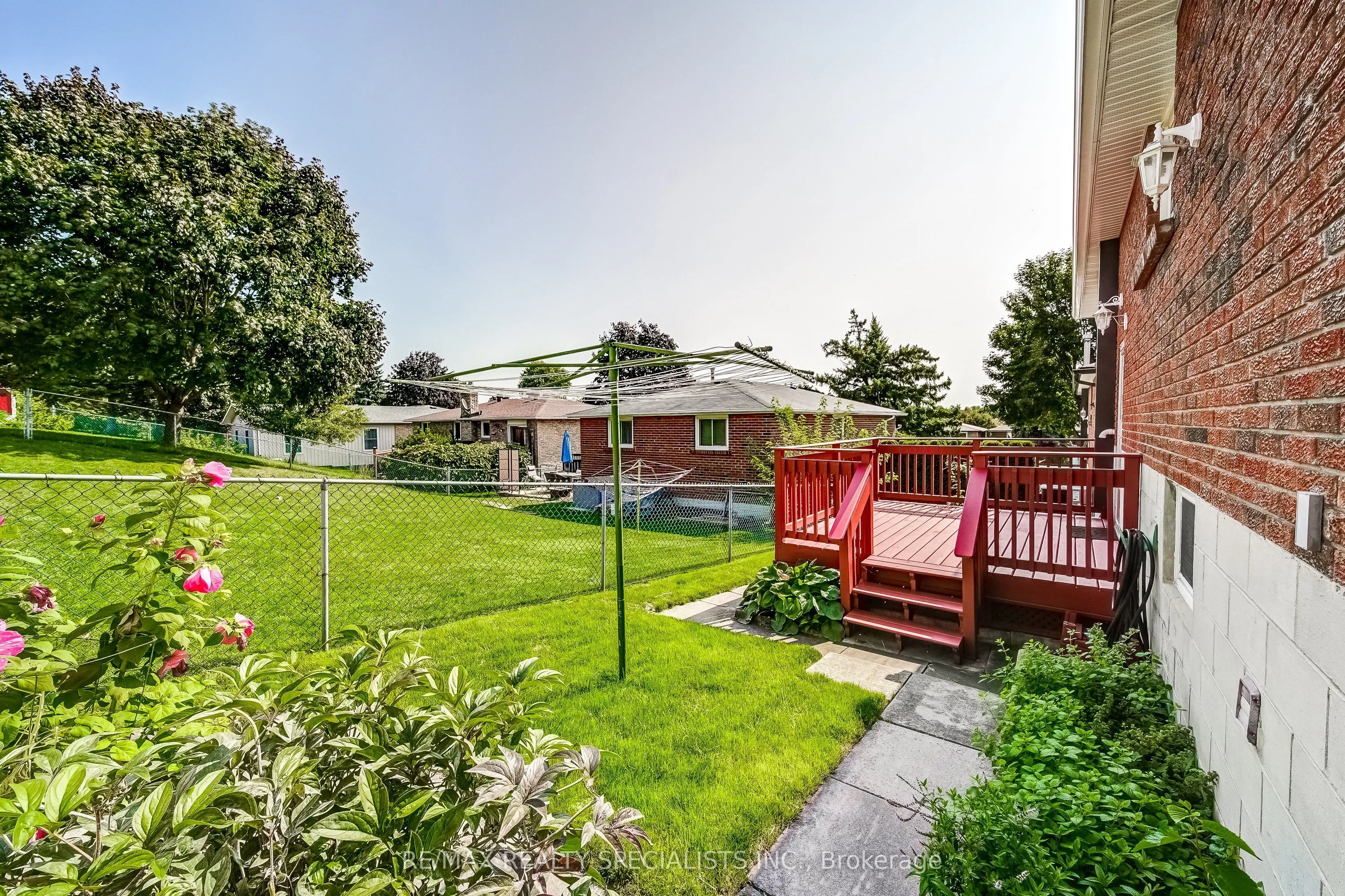 141 Zima Crescent
