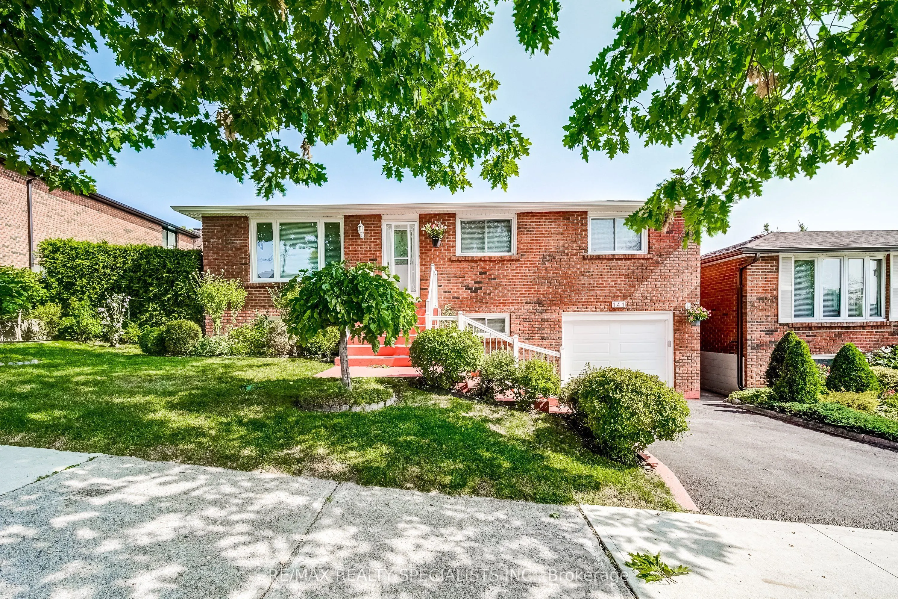 141 Zima Crescent