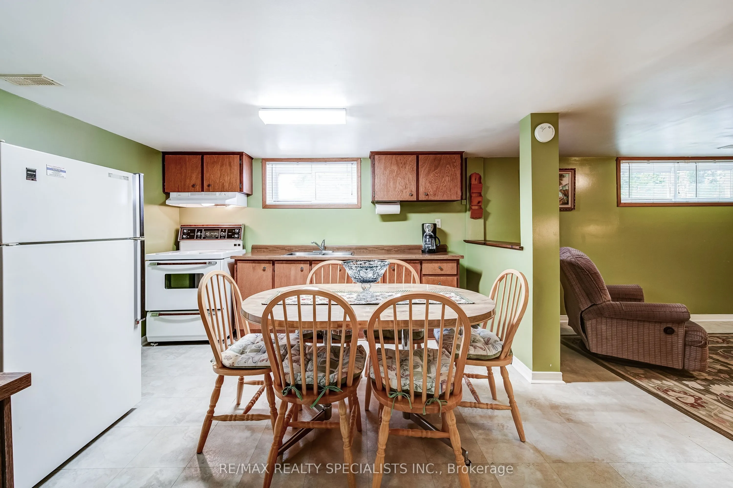 141 Zima Crescent