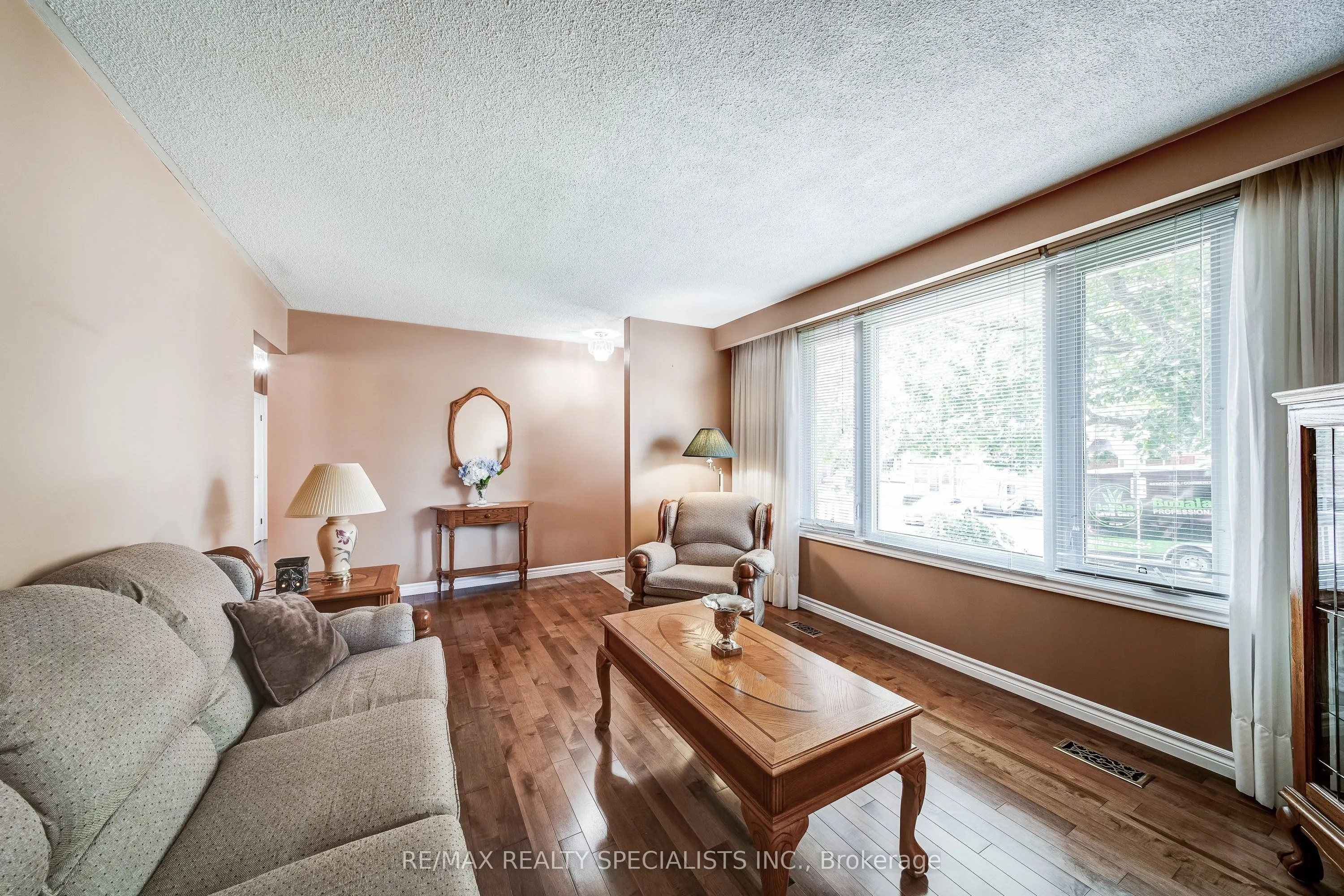 141 Zima Crescent