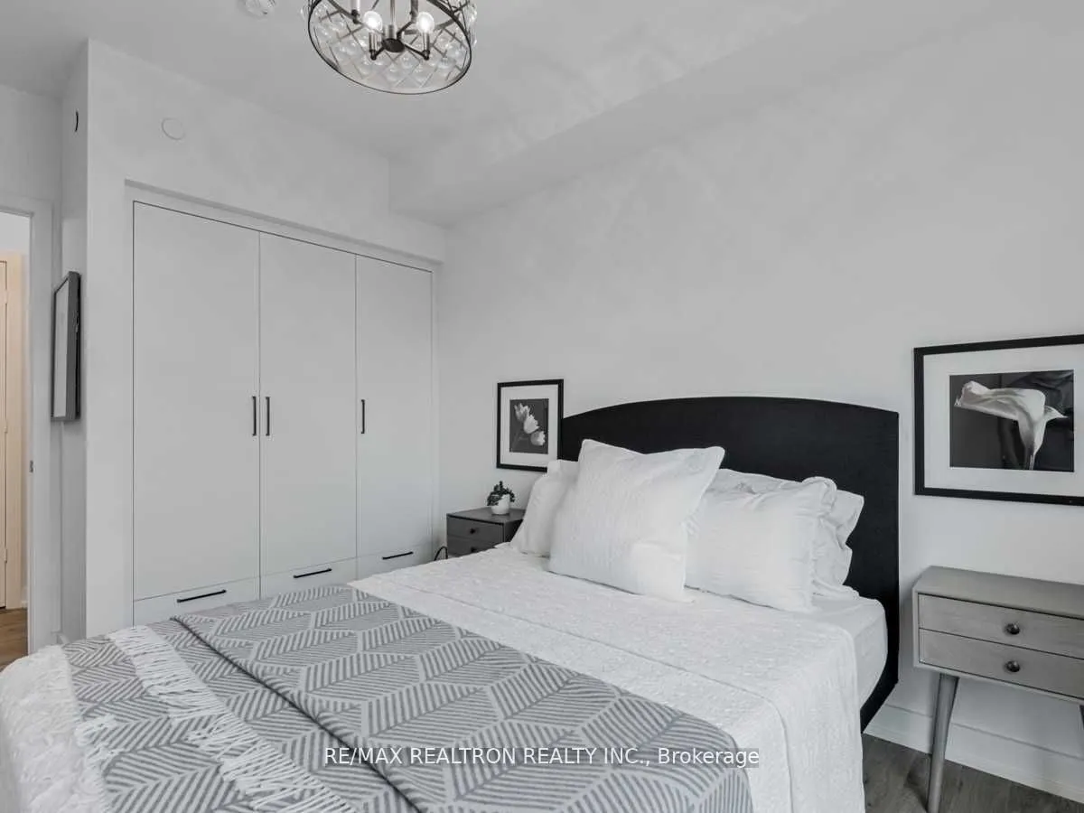 333 Sea Ray Avenue, #D326