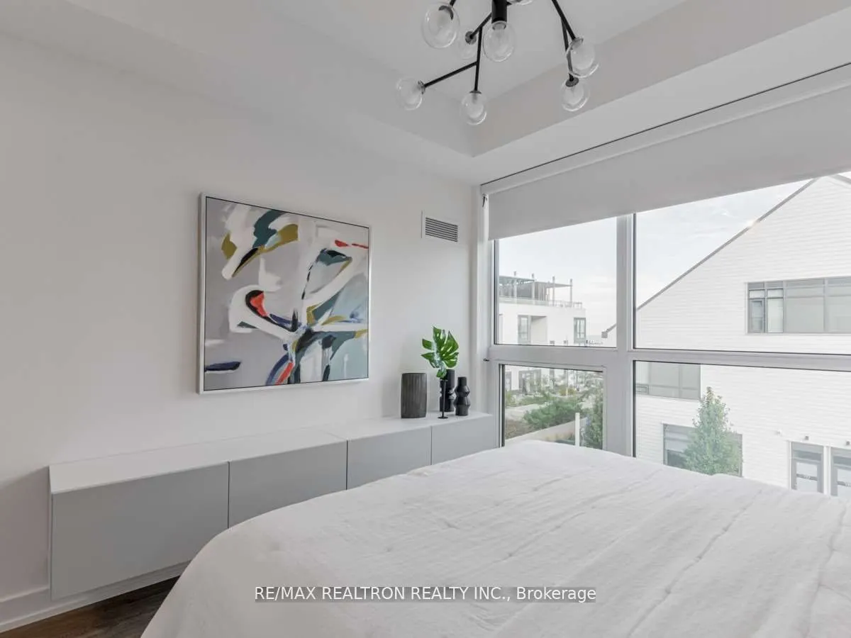 333 Sea Ray Avenue, #D326
