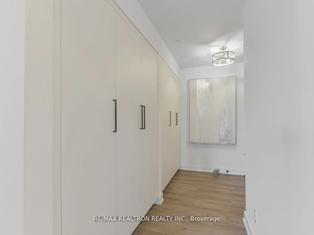 333 Sea Ray Avenue, #D326
