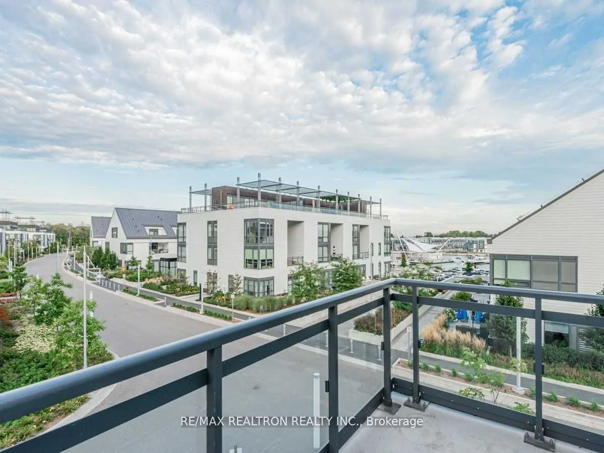 333 Sea Ray Avenue, #D326