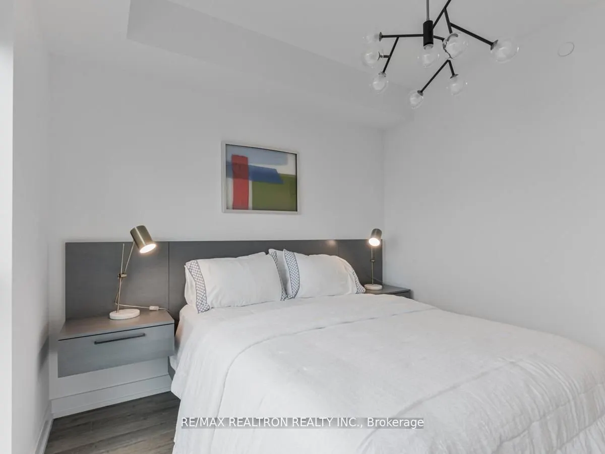 333 Sea Ray Avenue, #D326