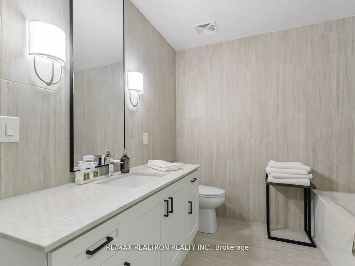 333 Sea Ray Avenue, #D326