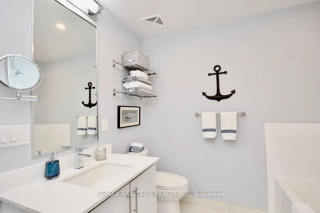 301 Sea Ray Avenue, #C404