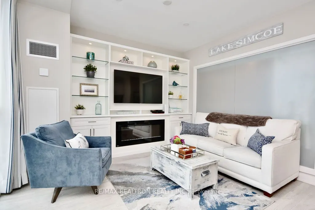 301 Sea Ray Avenue, #C404