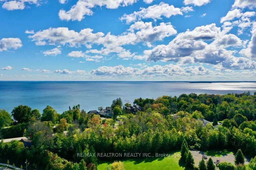 301 Sea Ray Avenue, #C404