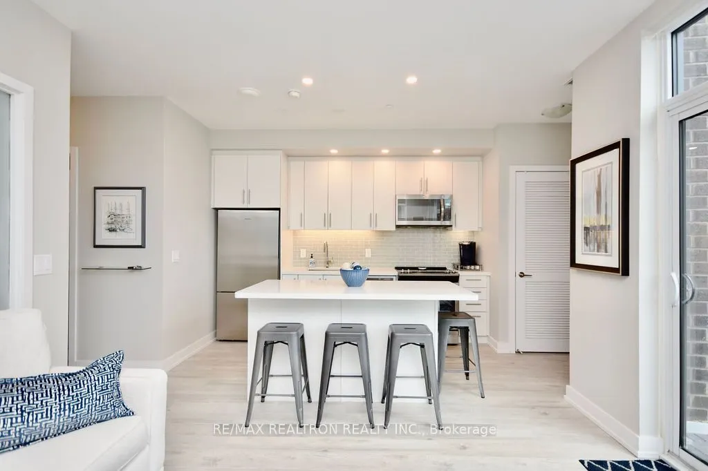 301 Sea Ray Avenue, #C404