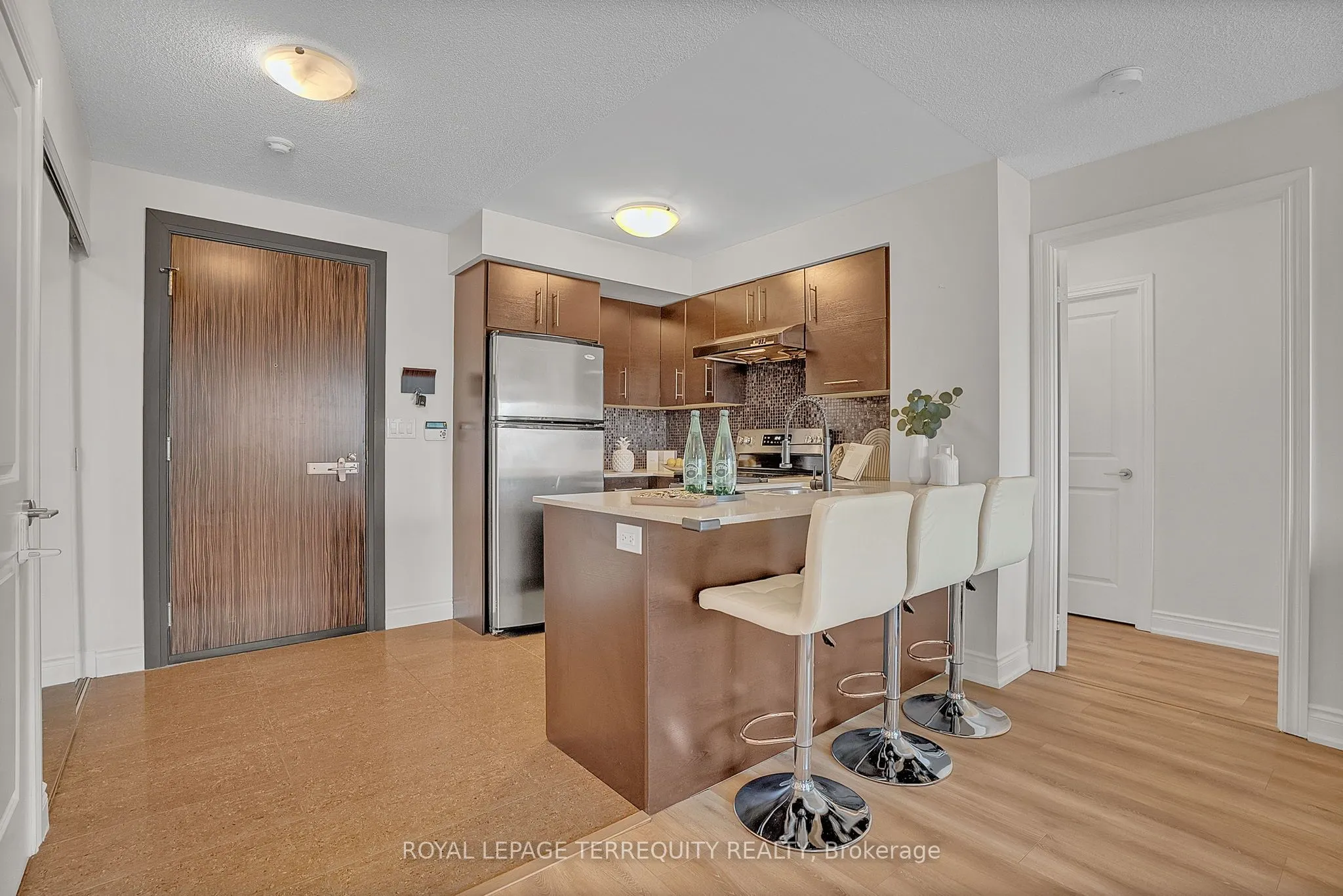 273 South Park Road, #210