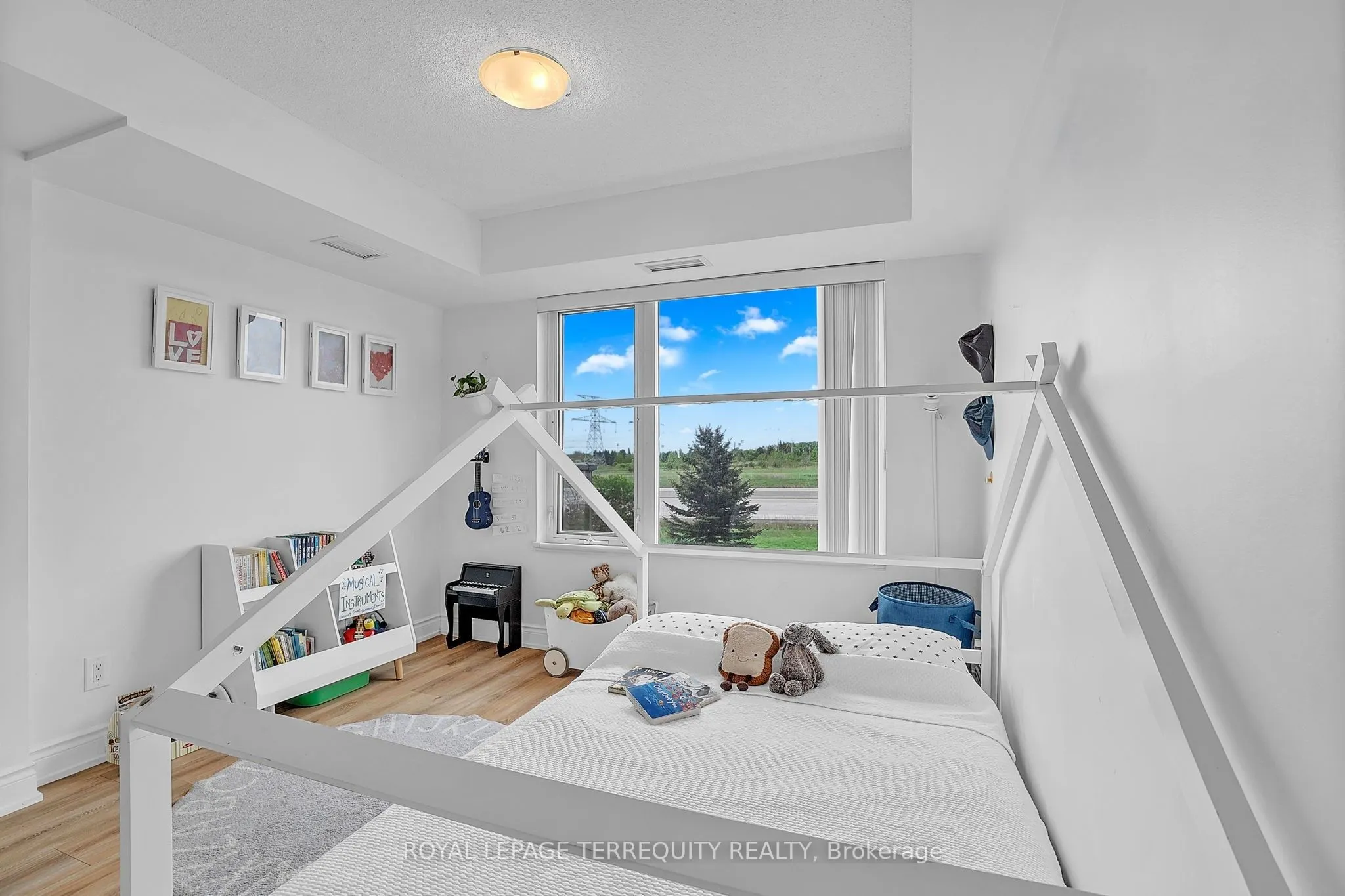 273 South Park Road, #210