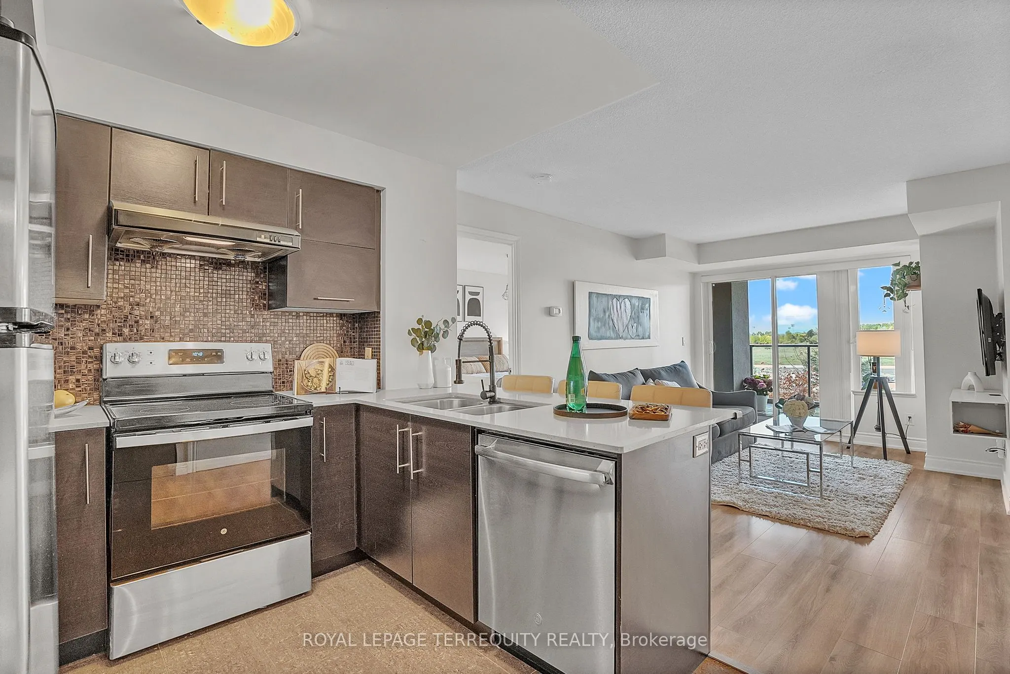273 South Park Road, #210