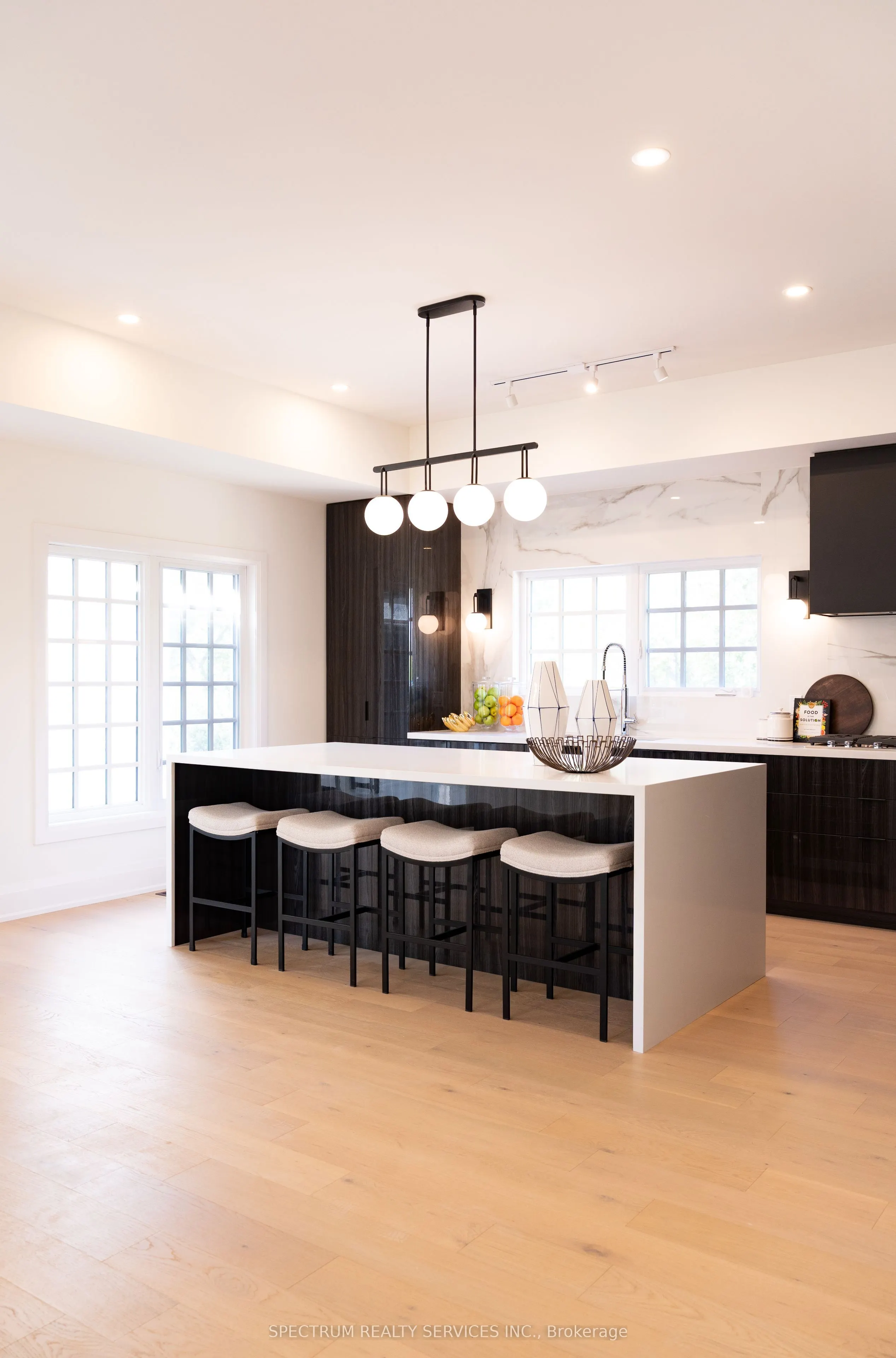1010 Elgin Mills Road E, #6