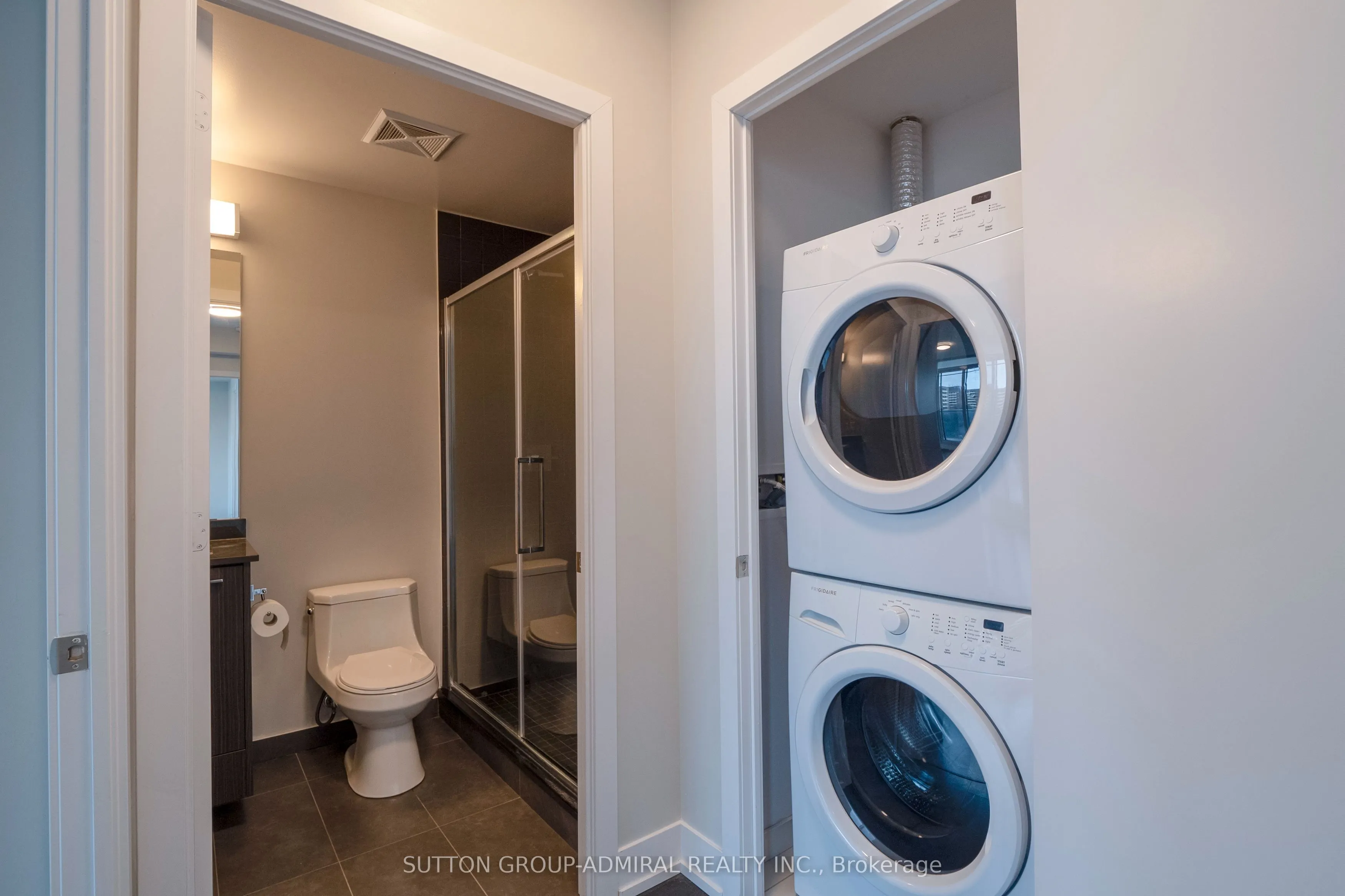 9471 Yonge Street, #636