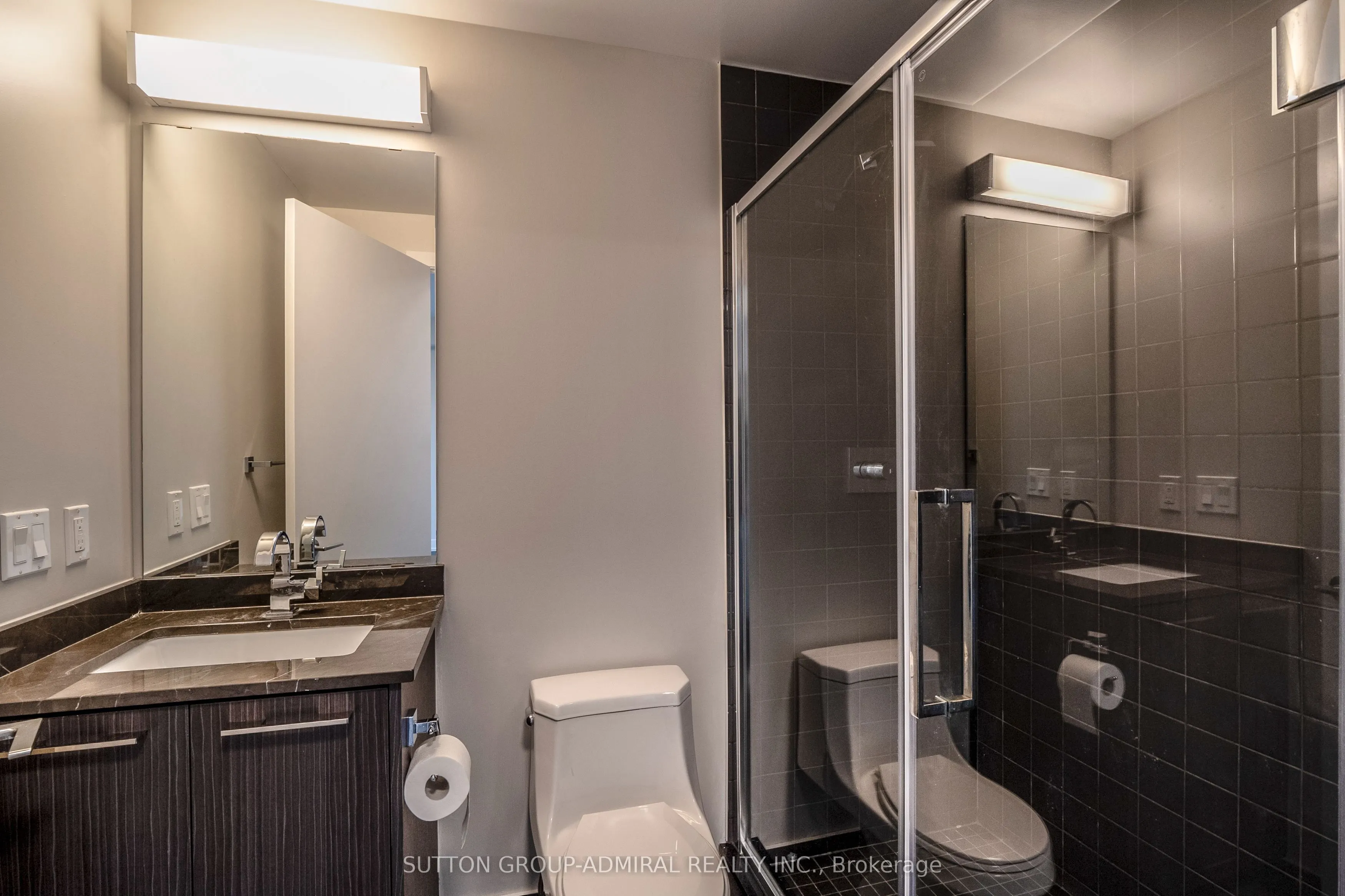 9471 Yonge Street, #636