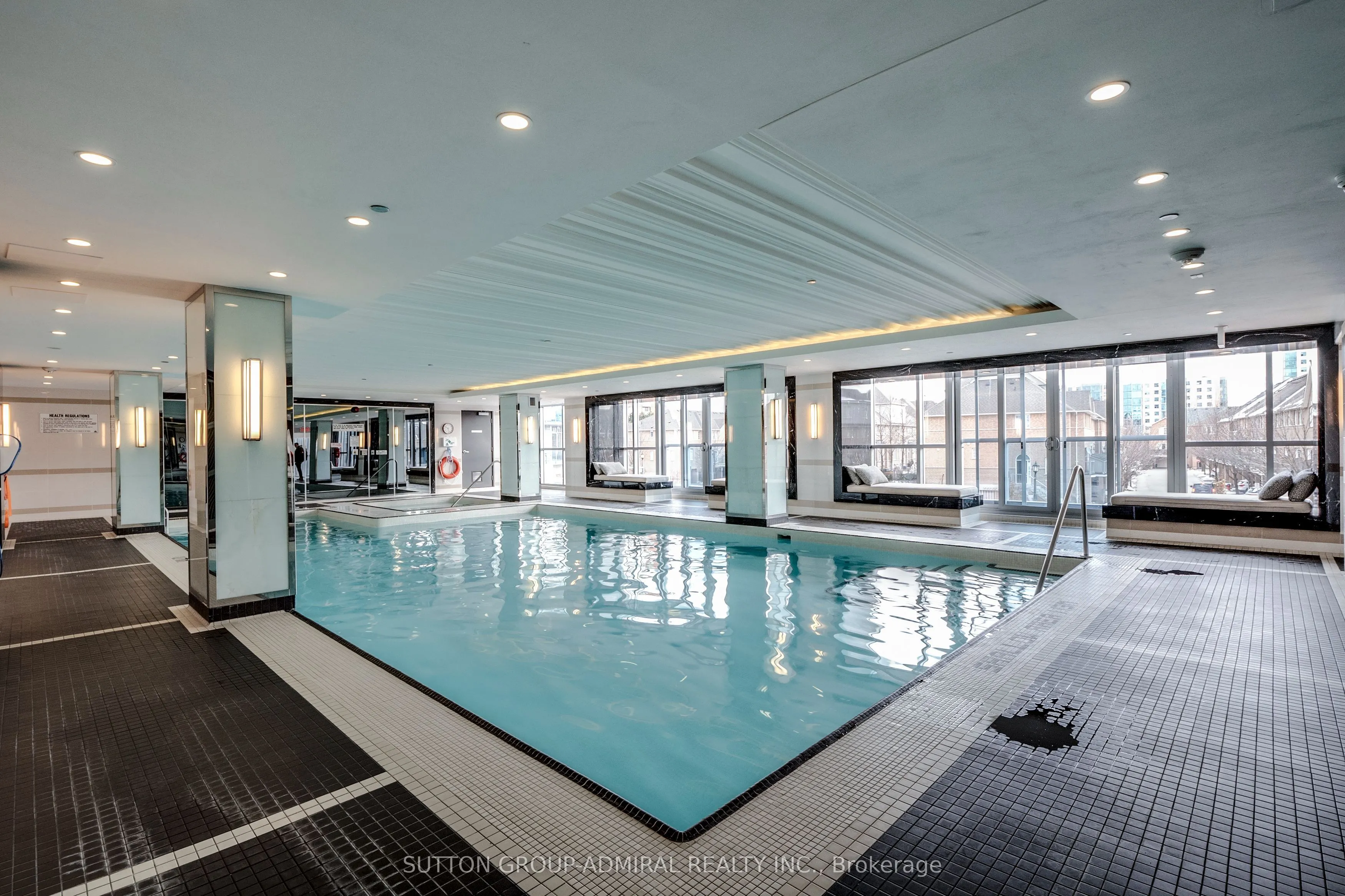 9471 Yonge Street, #636