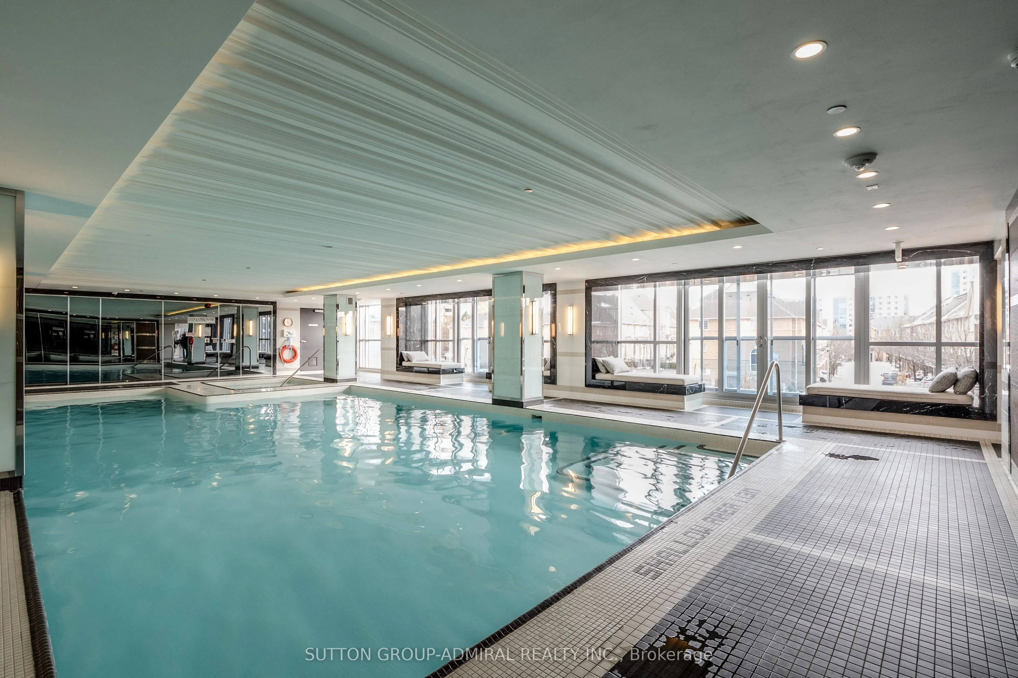 9471 Yonge Street, #636