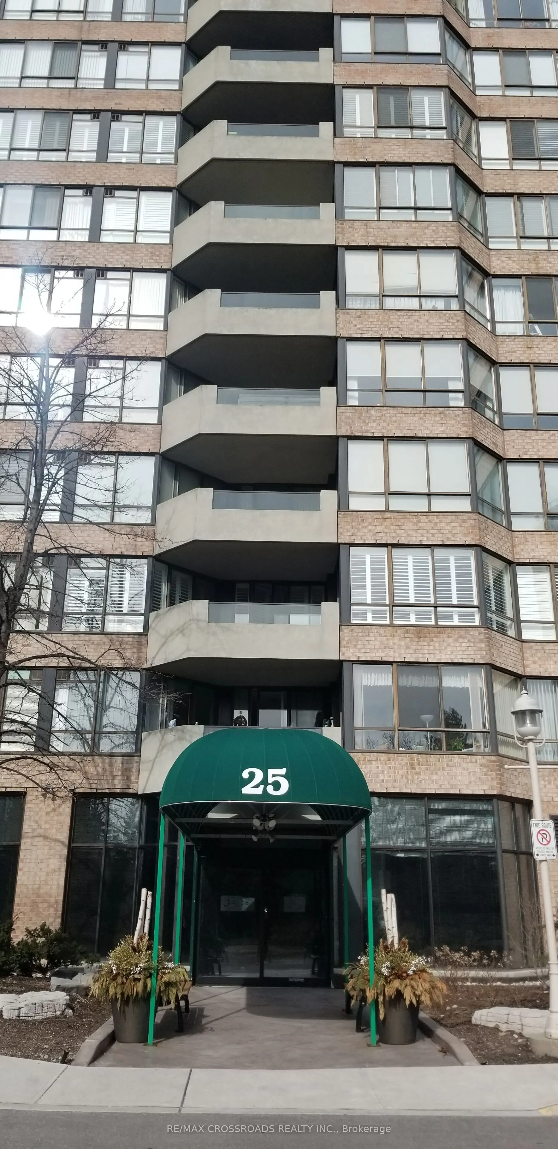 25 Austin Drive, #823