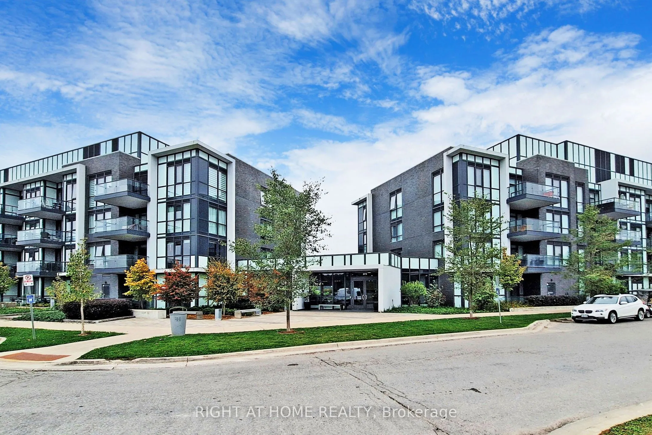 375 Sea Ray Avenue, #123
