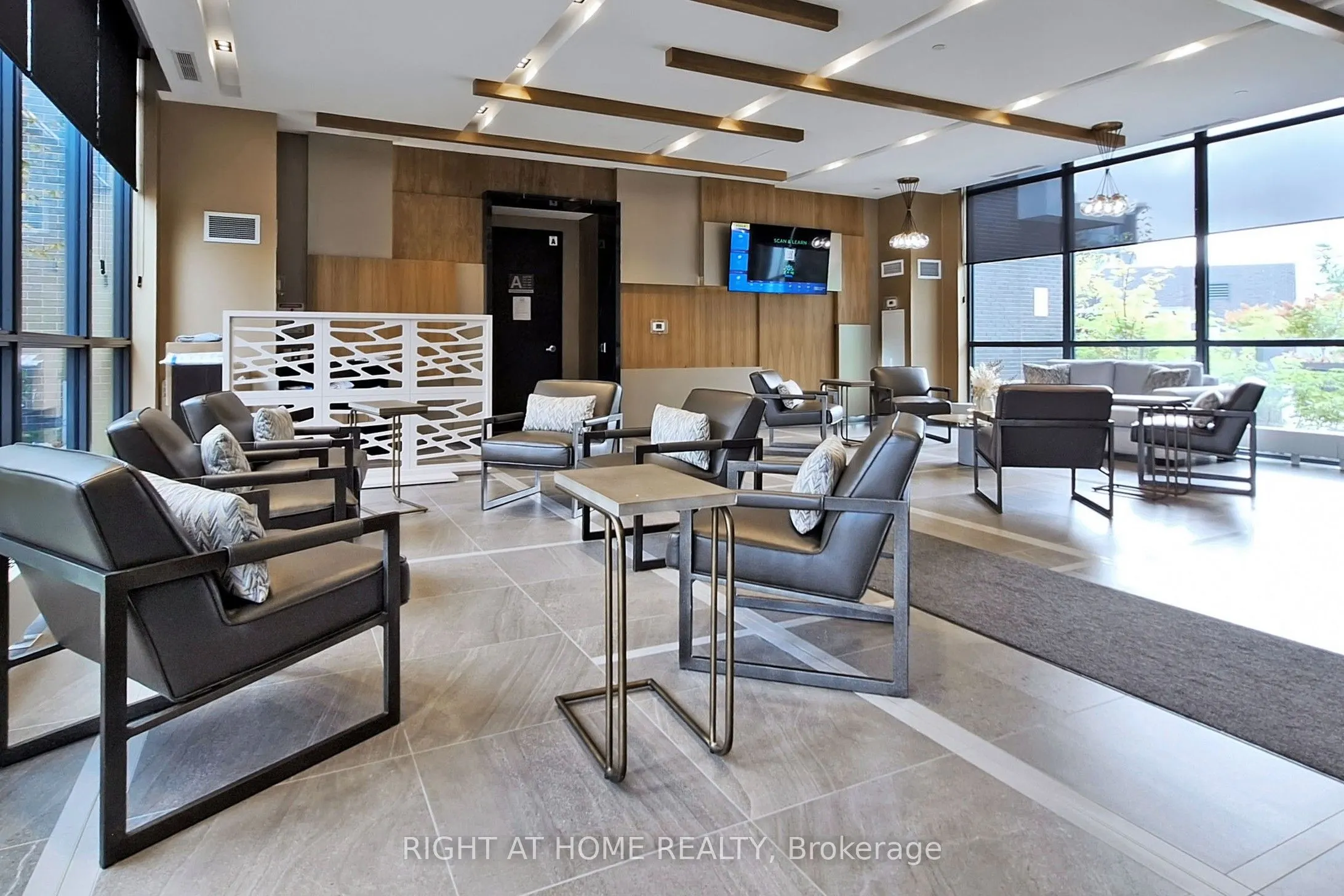 375 Sea Ray Avenue, #123