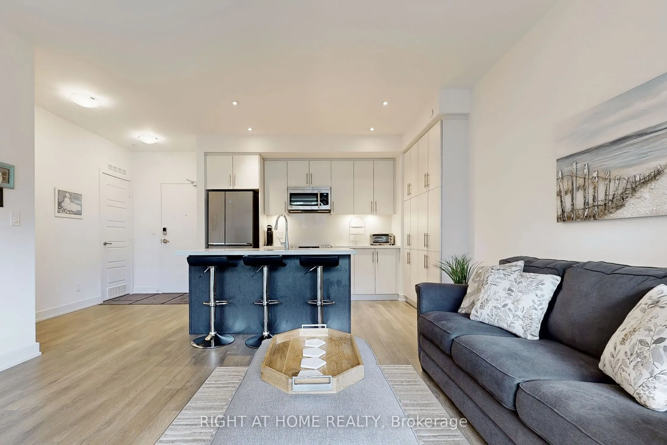 375 Sea Ray Avenue, #123