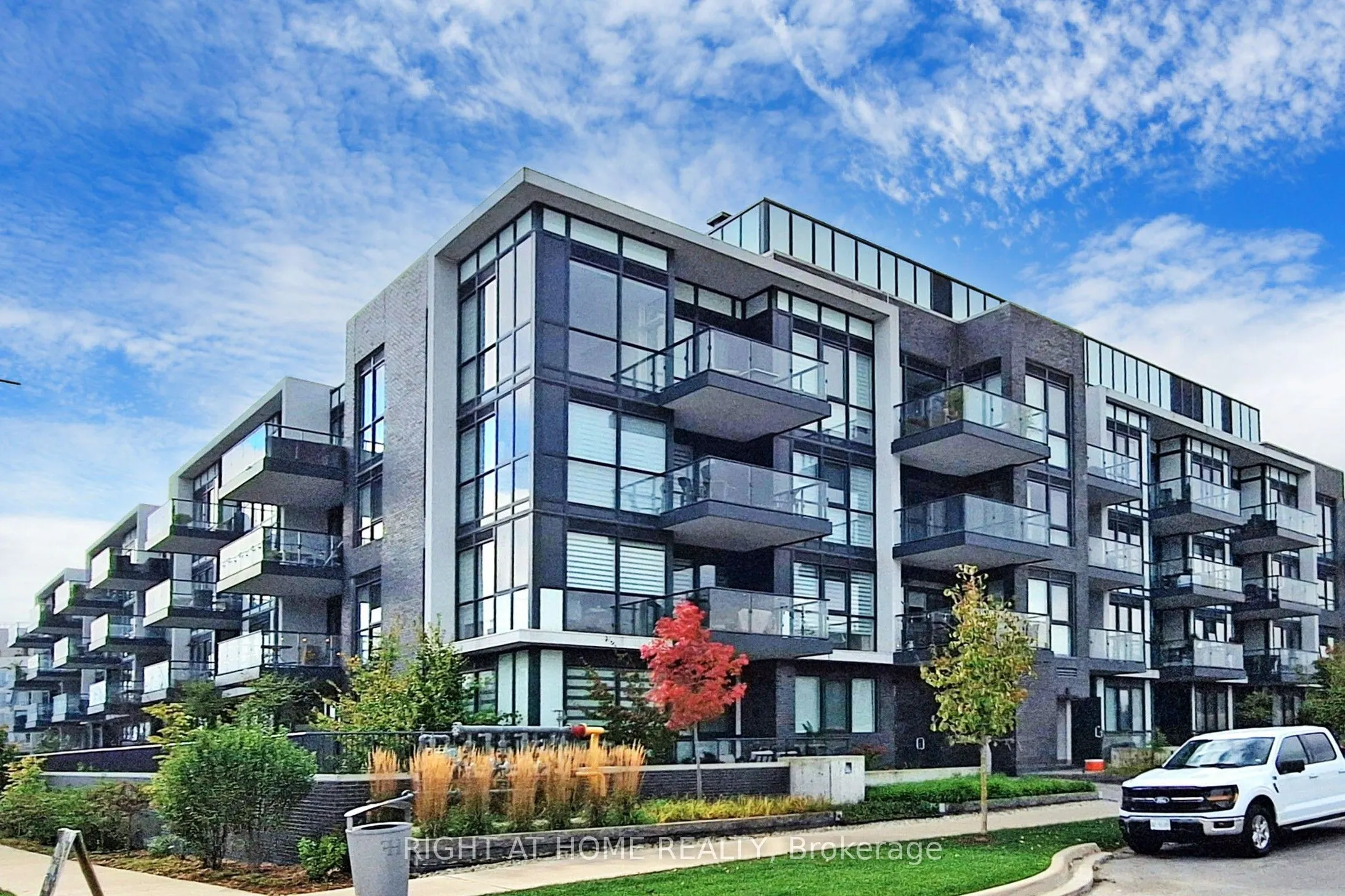 375 Sea Ray Avenue, #123