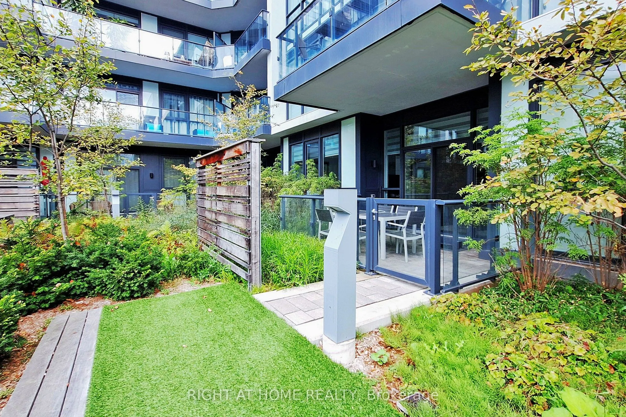 375 Sea Ray Avenue, #123