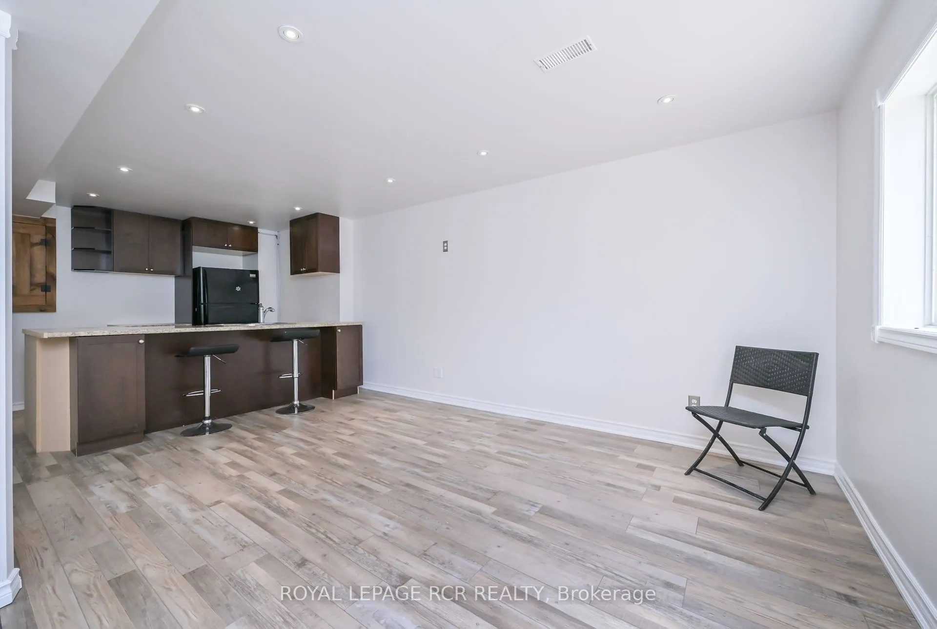 22 Coburn Crescent