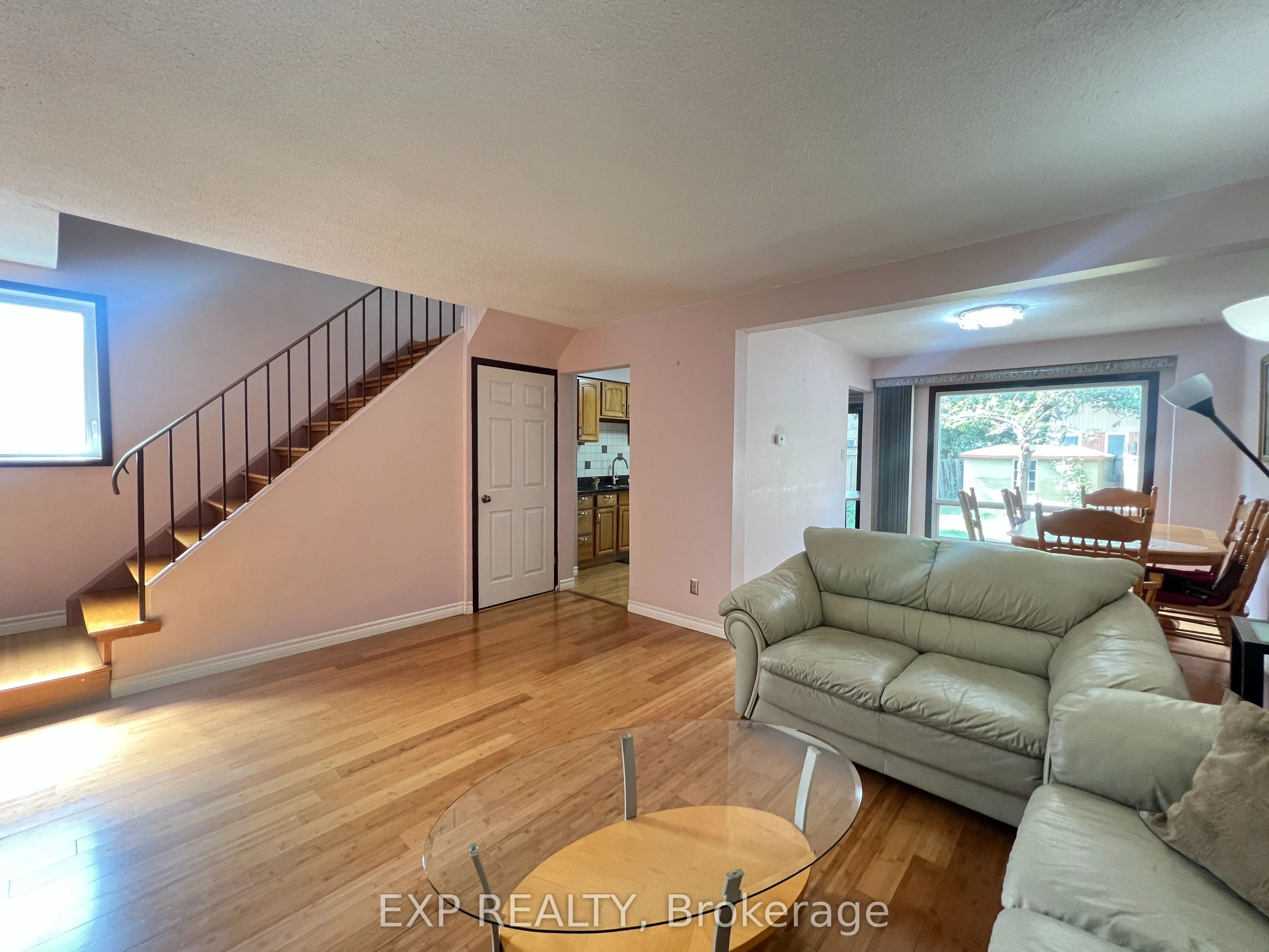 53 Empringham Crescent