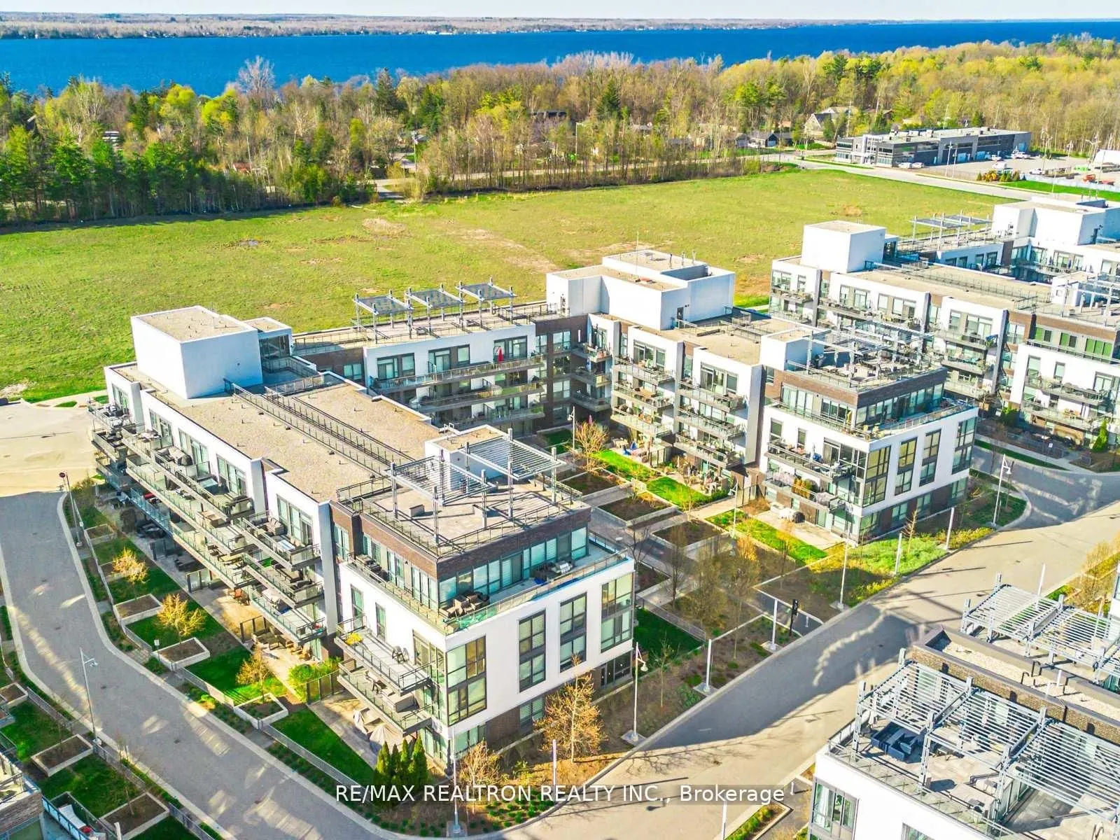 301 Sea Ray Avenue, #C312