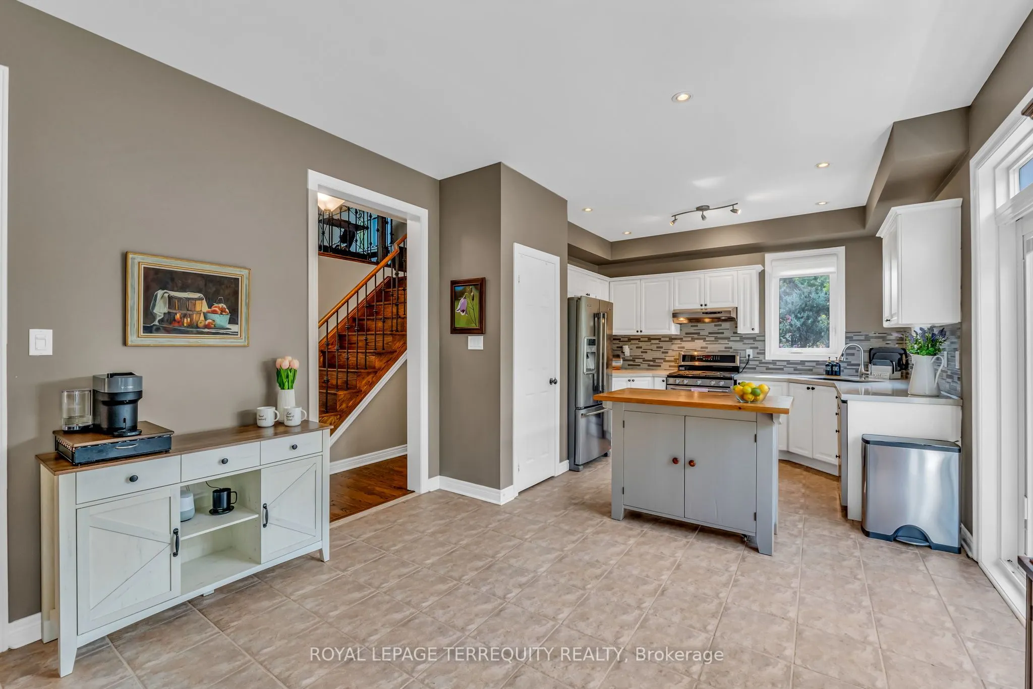 22 Willard Hunt Court