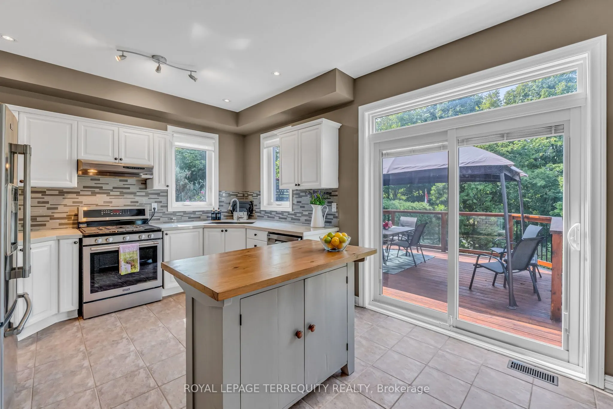 22 Willard Hunt Court