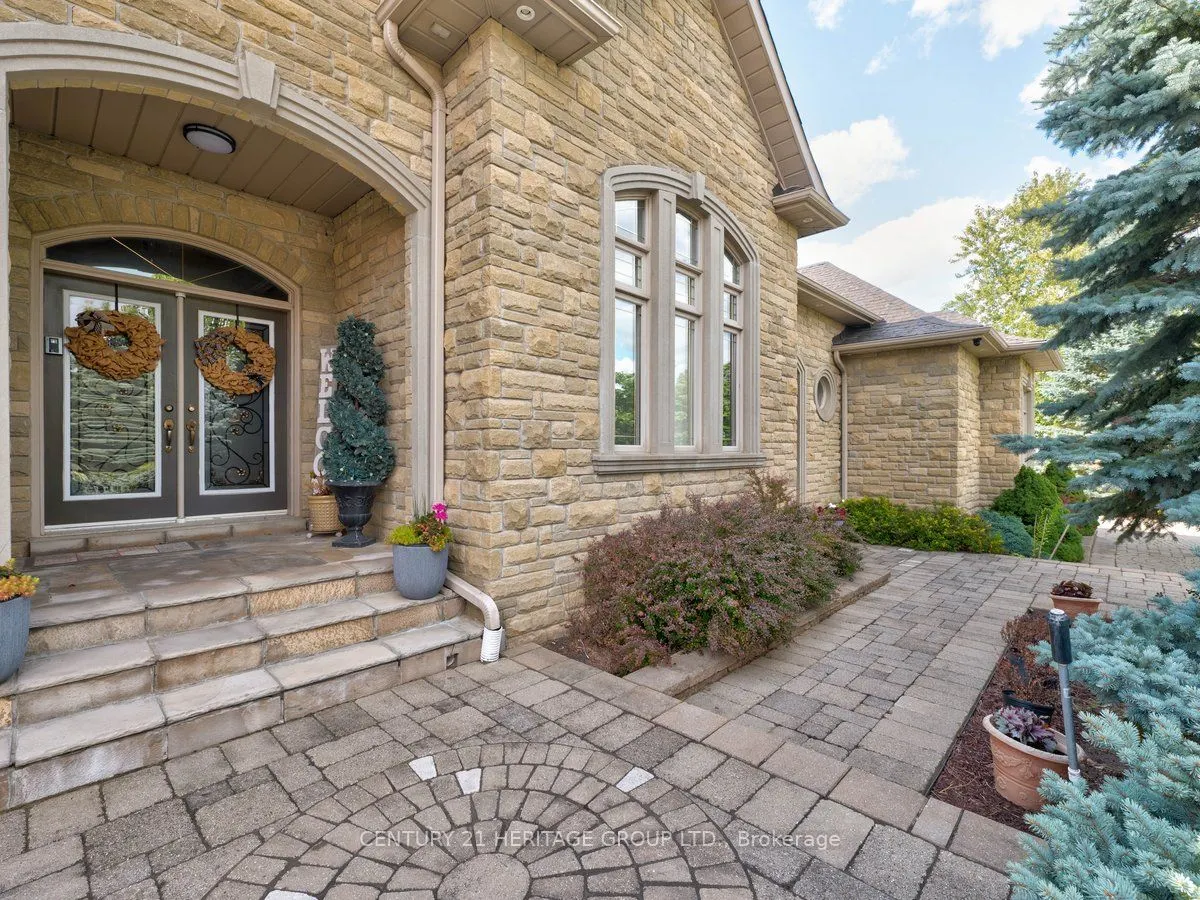 12 Prince Adam Court