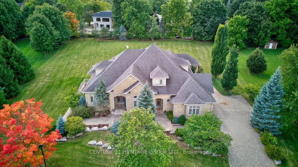 12 Prince Adam Court