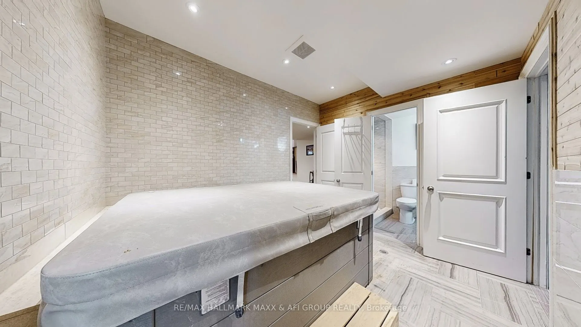 109 Farrell Road